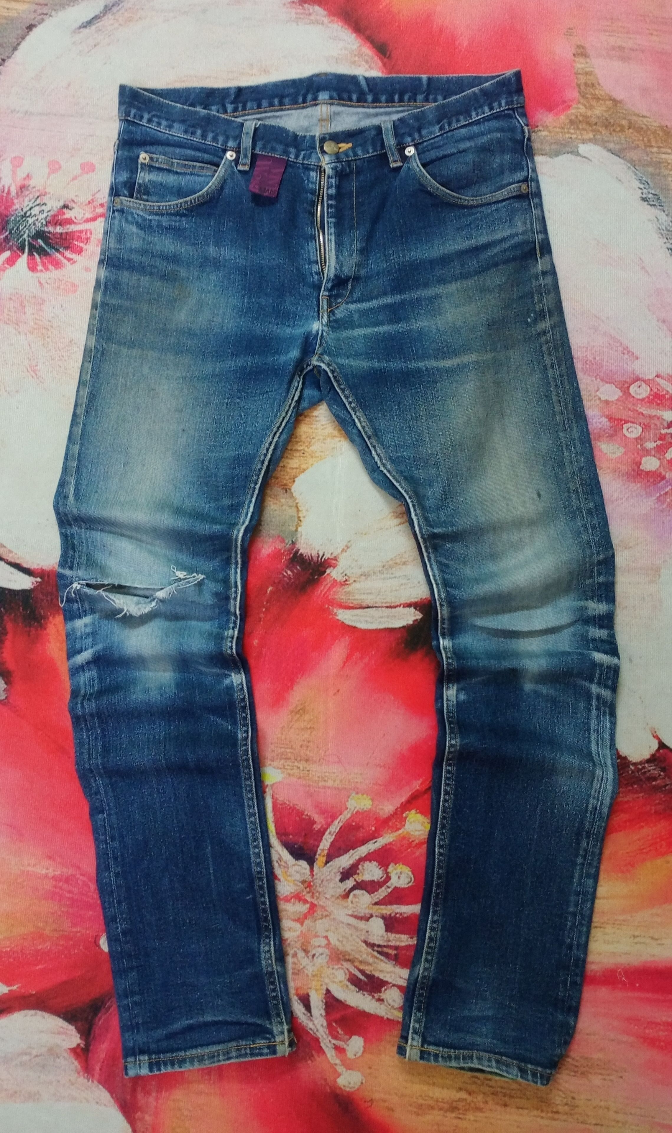 Vivienne Westwood Rare Vivienne Westwood Man Distressed Skinny Jeans Size US 34 / EU 50 - 1 Thumbnail