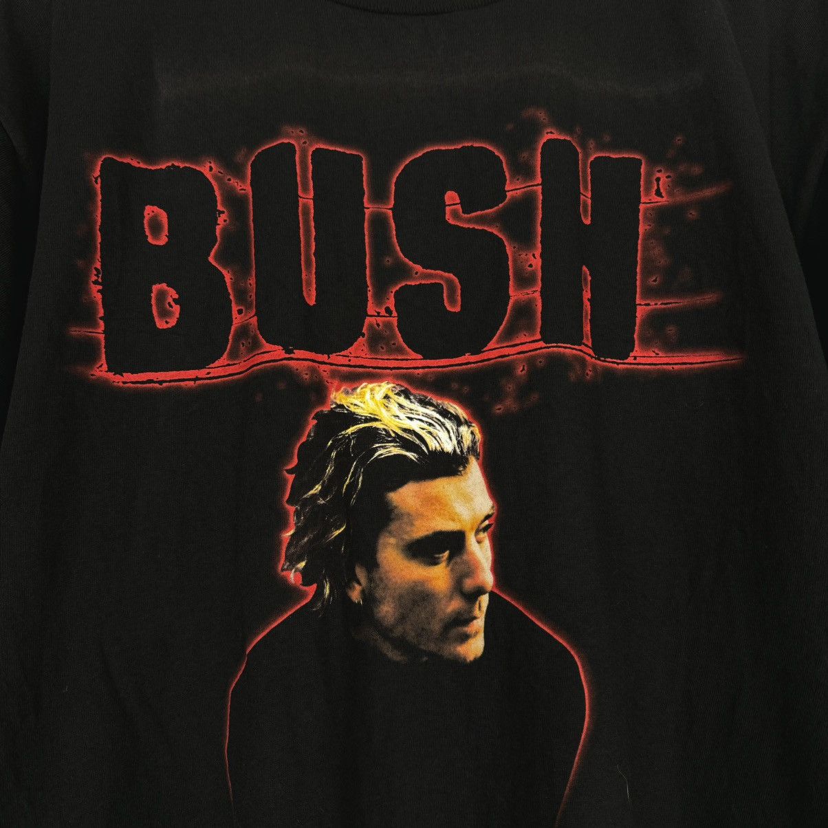 Band Tees Vintage 90s Bush Face Print Giant Licensed Band T Shirt Size US XL / EU 56 / 4 - 4 Thumbnail