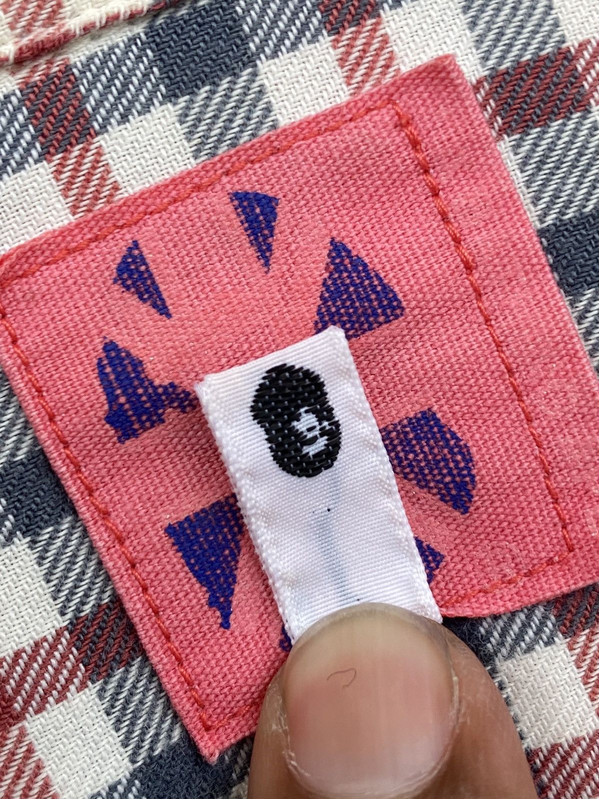 Bape Vintage A Bathing Ape Button Down Size US M / EU 48-50 / 2 - 19 Thumbnail