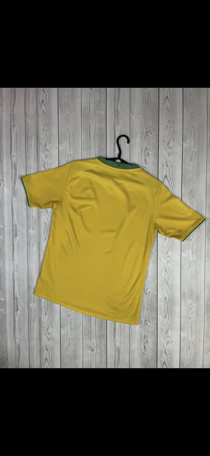 Nike Vintage nike Celtic soccer jersey size XL yellow rare Size US XL / EU 56 / 4 - 10 Thumbnail