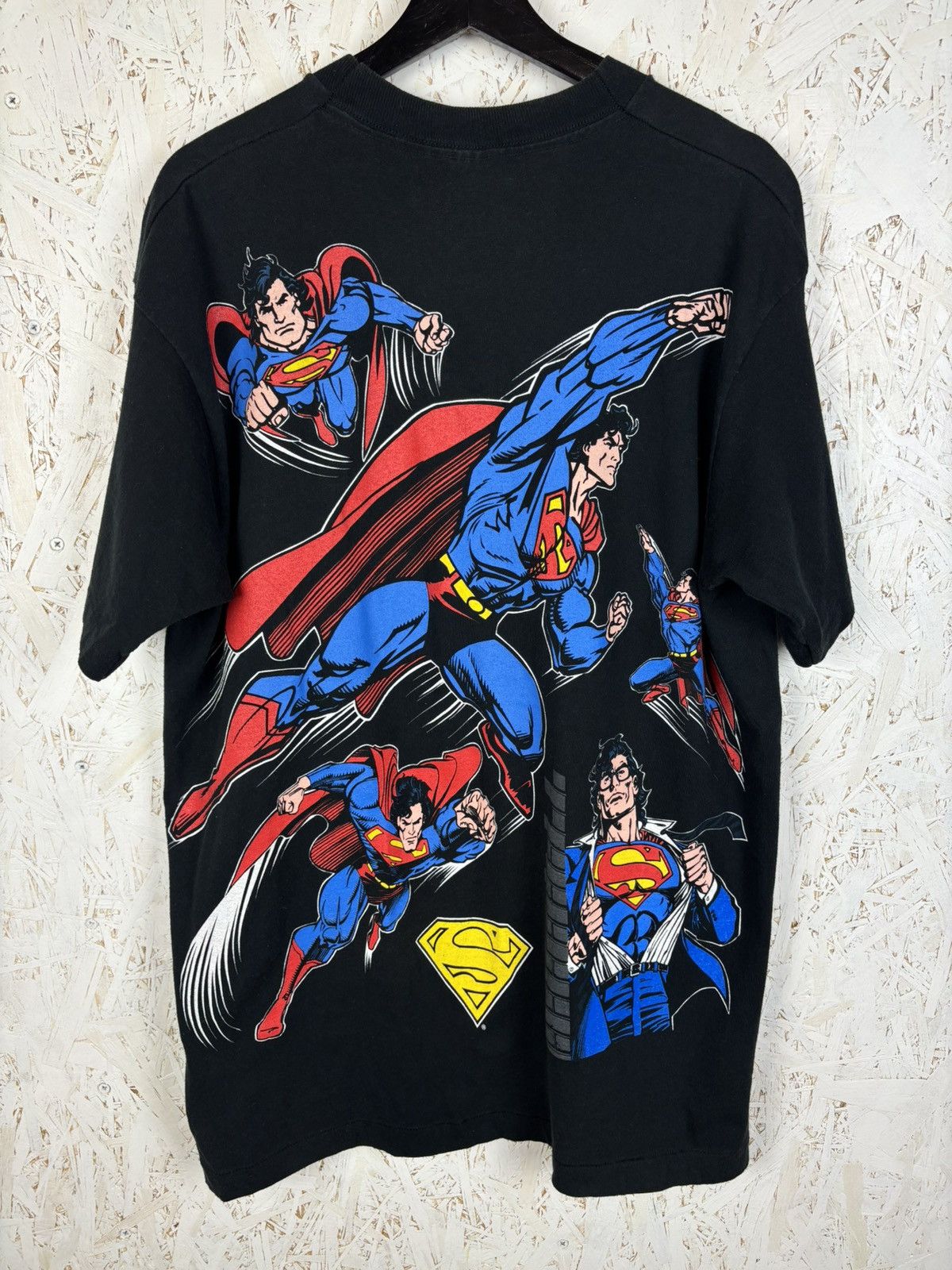 Vintage 90s Superman 1994 All Over Print AOP T-Shirt DC Comics XL Size US XL / EU 56 / 4 - 7 Thumbnail