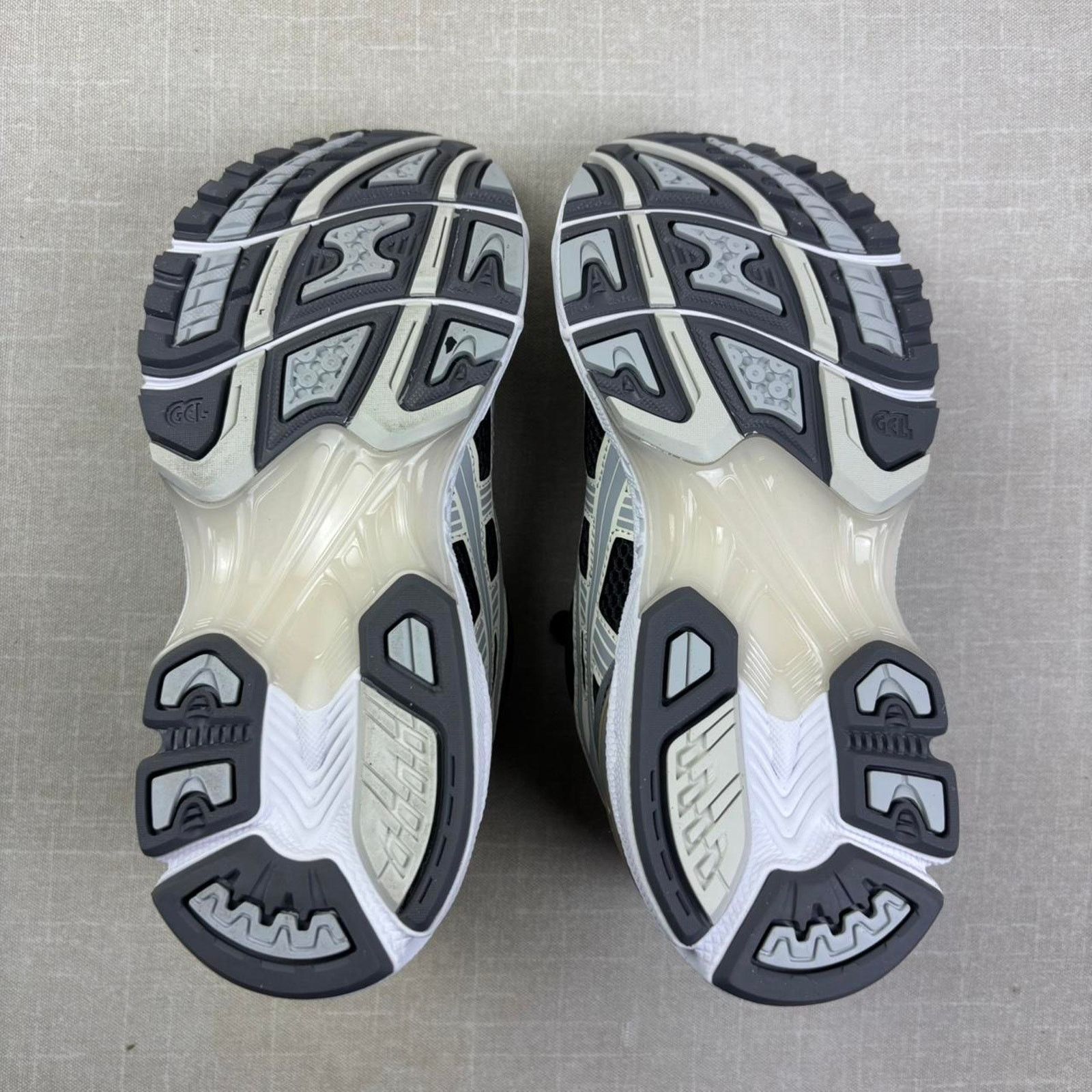Asics 🗿 2025 ASICS Gel-Kayano 14 “Obsidian Grey Cement” 7W Size US 7 / IT 37 - 5 Thumbnail