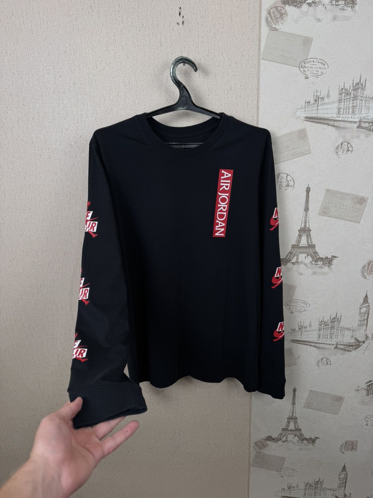 Jordan Brand Air Jordan Long Sleeve Classic Jumpman L Sports Black Men Size US L / EU 52-54 / 3 - 8 Thumbnail