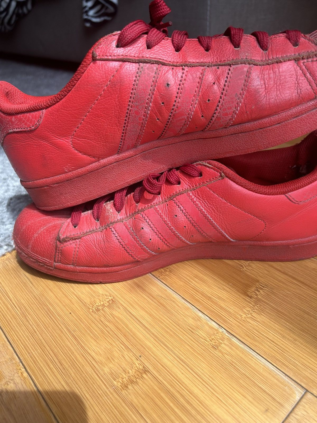 Adidas Red Wiilliams adidas superstar Size US 10 / EU 43 - 7 Thumbnail