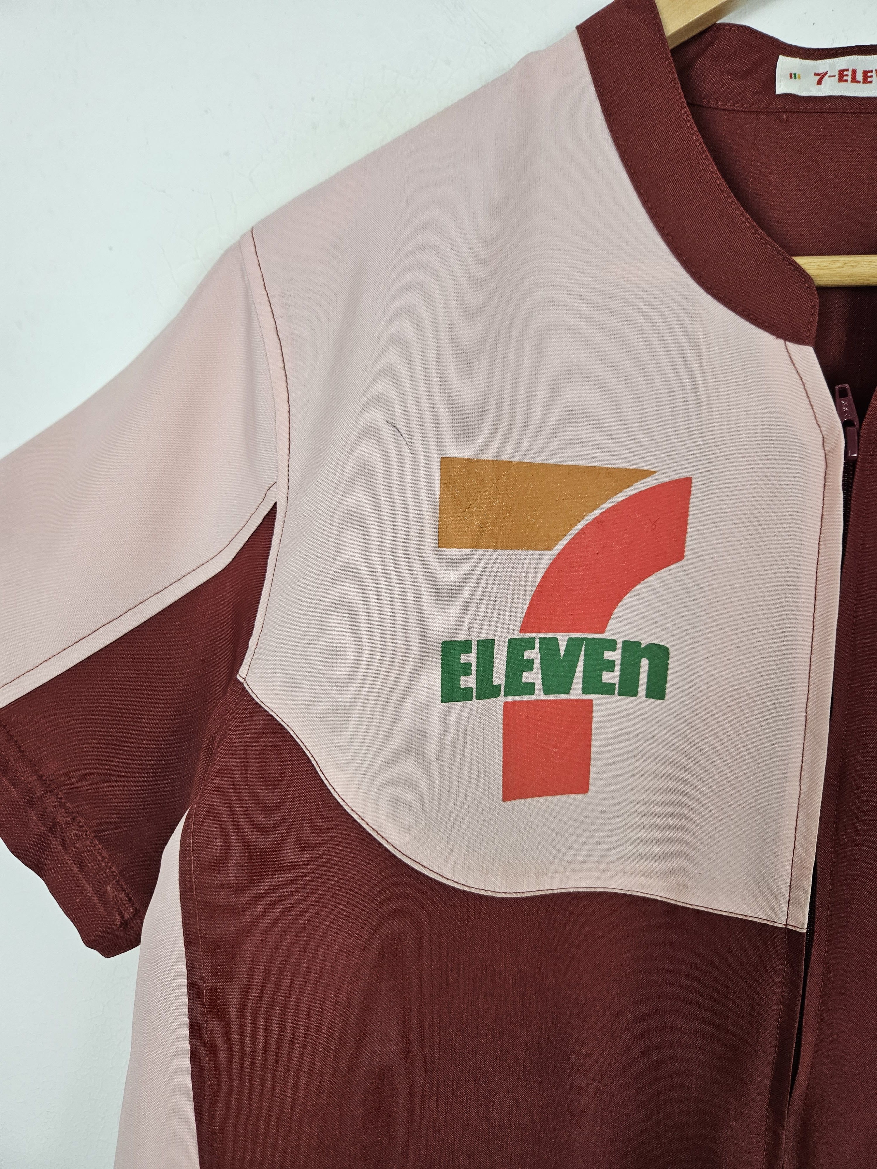 Japanese Brand Vintage 7 ELEVEN Japan Uniform Work Zipper Jacket Size US L / EU 52-54 / 3 - 4 Thumbnail