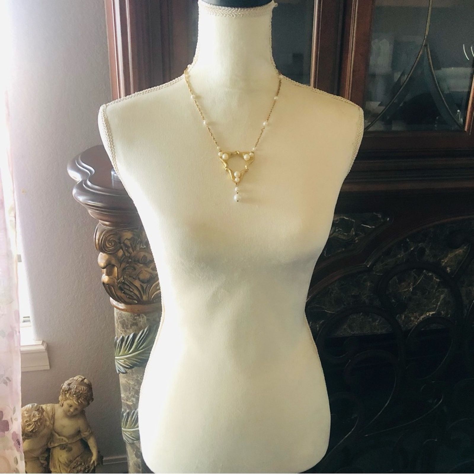 Vintage Vintage 1970’s Tortolani Crislu triangle pendant necklace Size ONE SIZE - 6 Thumbnail