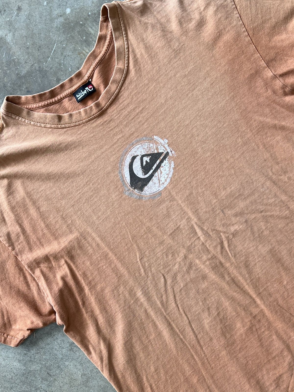 Quiksilver × Vintage Vintage Quicksilver Surf Brand Tee XL Size US XL / EU 56 / 4 - 4 Thumbnail