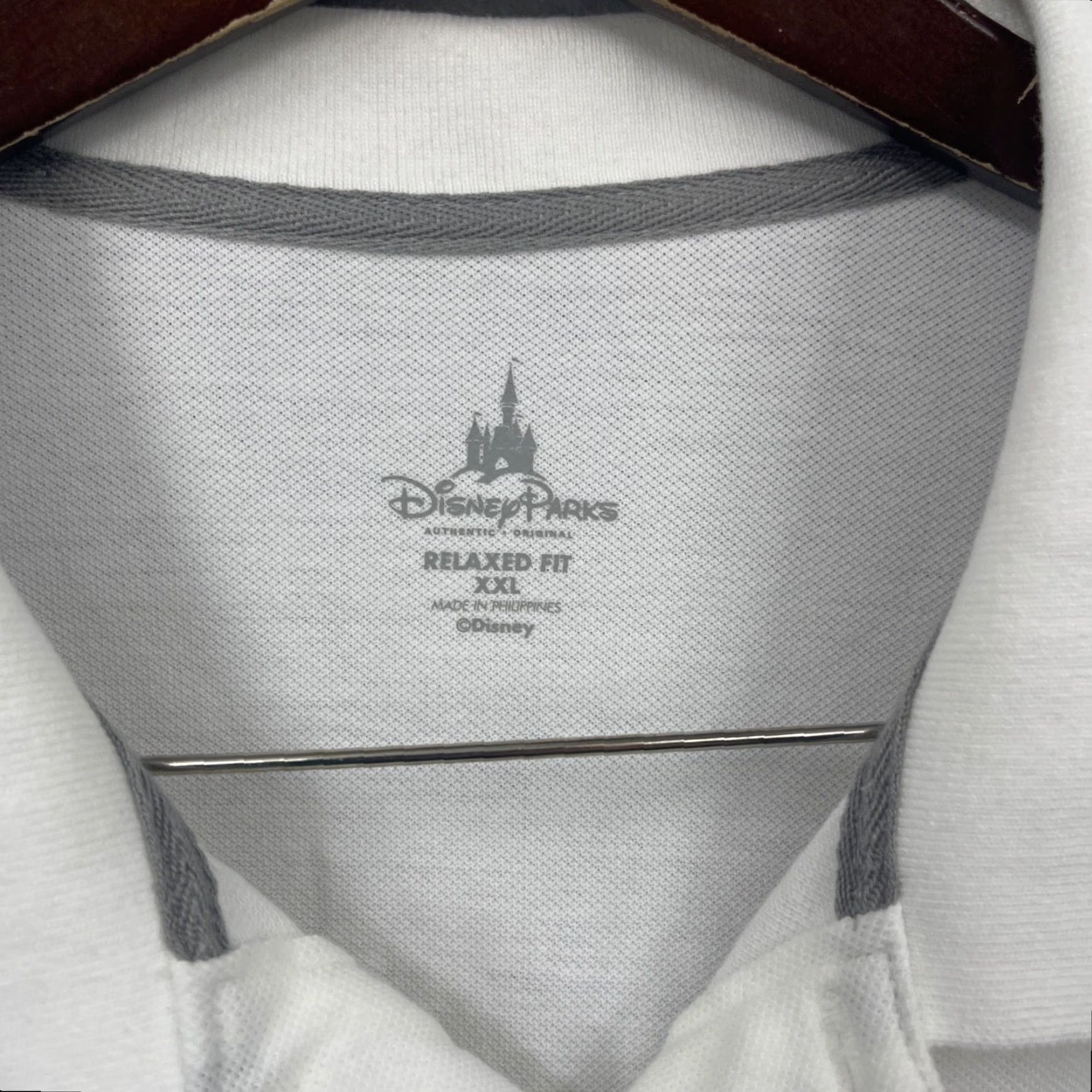 Disney Disney Parks Shirt Mens XXL White Mickey Mouse Logo Short Sleeve Pique Polo Size US XXL / EU 58 / 5 - 6 Thumbnail