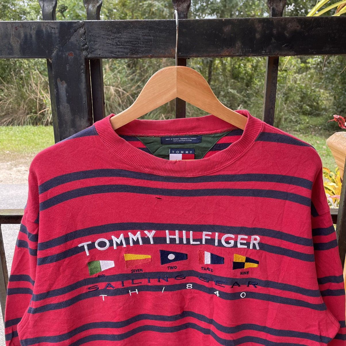 Tommy Hilfiger × Vintage 🔥Vintage Tommy Hilfiger Sailing Gear Striped Sweatshirts Size US M / EU 48-50 / 2 - 4 Thumbnail