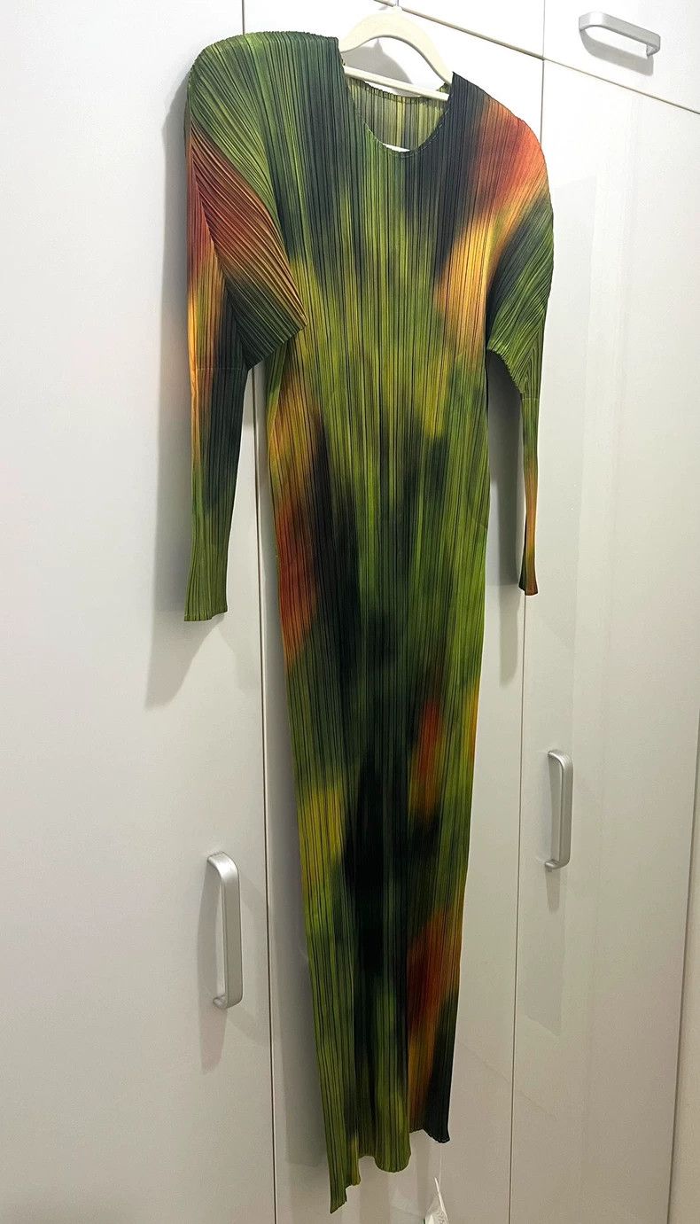 Issey Miyake Issey Miyake Spinach and radish pleated skirt Size XL / US 12-14 / IT 48-50 - 1 Thumbnail