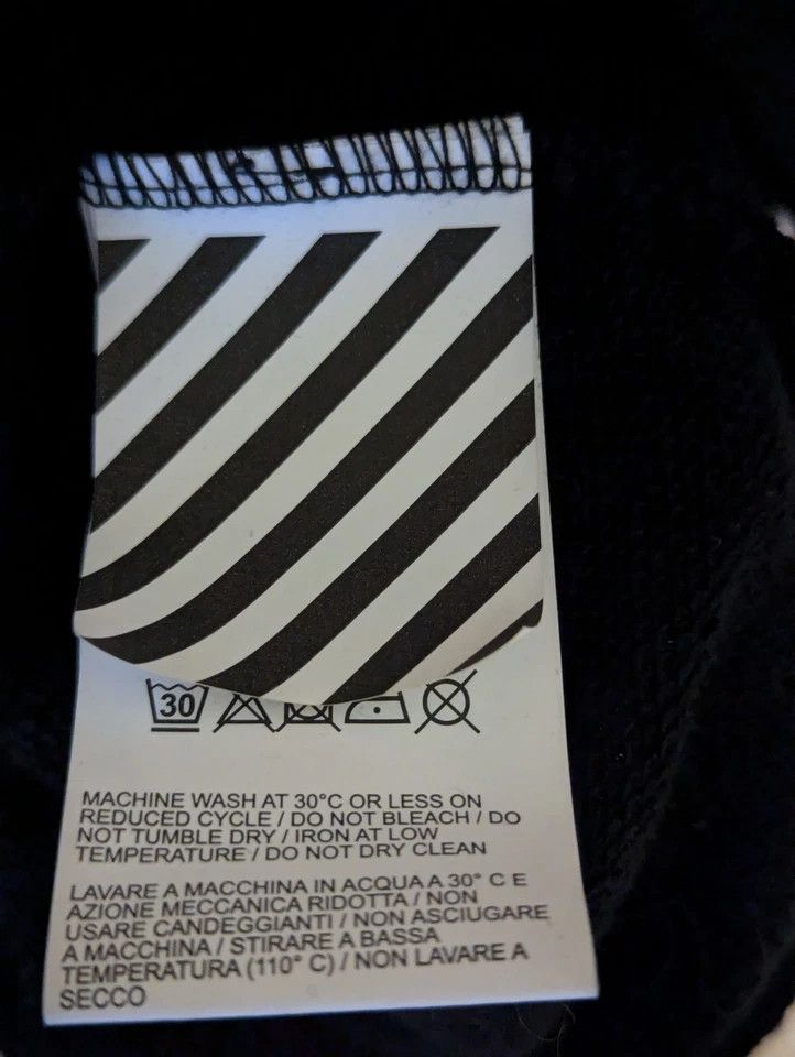Off-White MCA Figures of Speech Caravaggio Hoodie Oversized Size US S / EU 44-46 / 1 - 10 Thumbnail