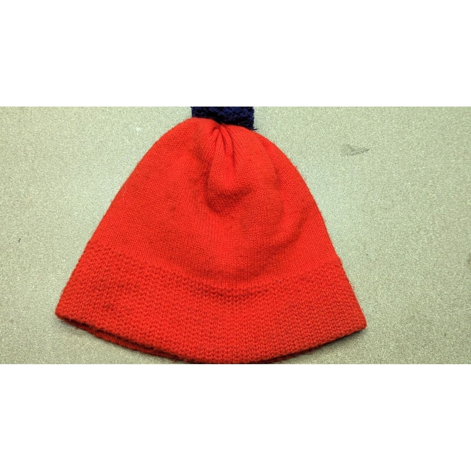 Fred Perry VINTAGE Fred Perry Beanie Hat One Size Red Wool Knit Pom Pom England Mens Women Unisex Adults Size ONE SIZE - 4 Thumbnail