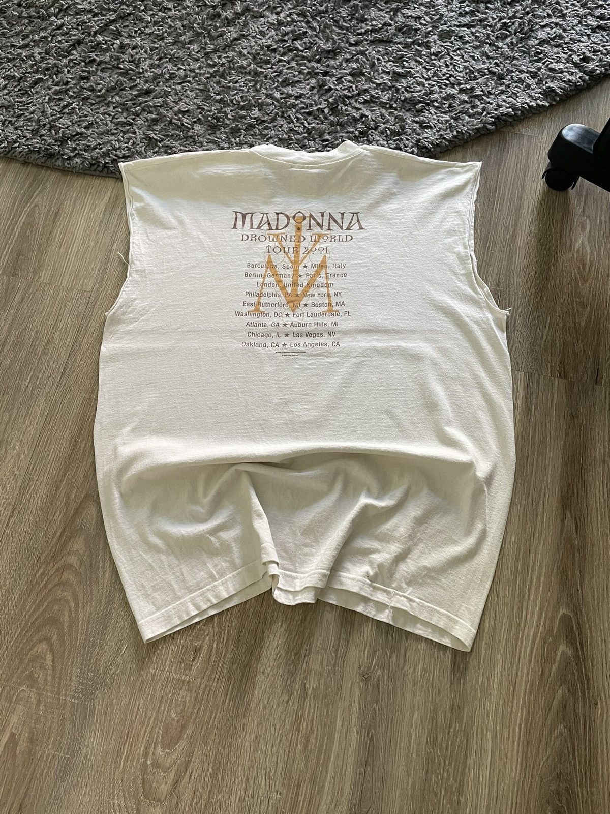 Band Tees × Vintage Vintage 2001 Madonna Drowned World Tour Y2K Tank Top Size US L / EU 52-54 / 3 - 10 Thumbnail