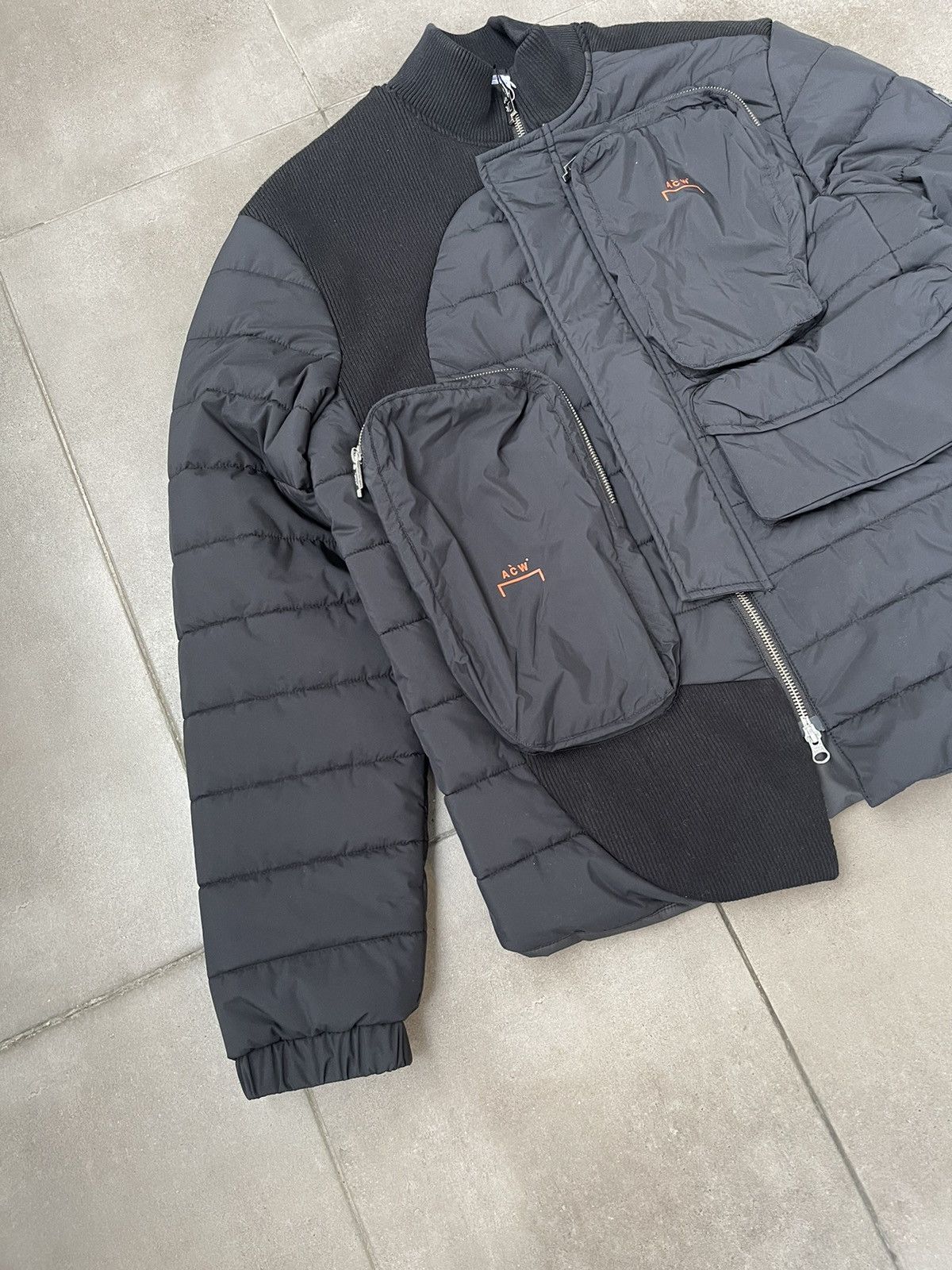 A-COLD-WALL* !DS! A-COLD-WALL* Asymmetric Technical Padded Black Jacket Size US M / EU 48-50 / 2 - 12 Thumbnail