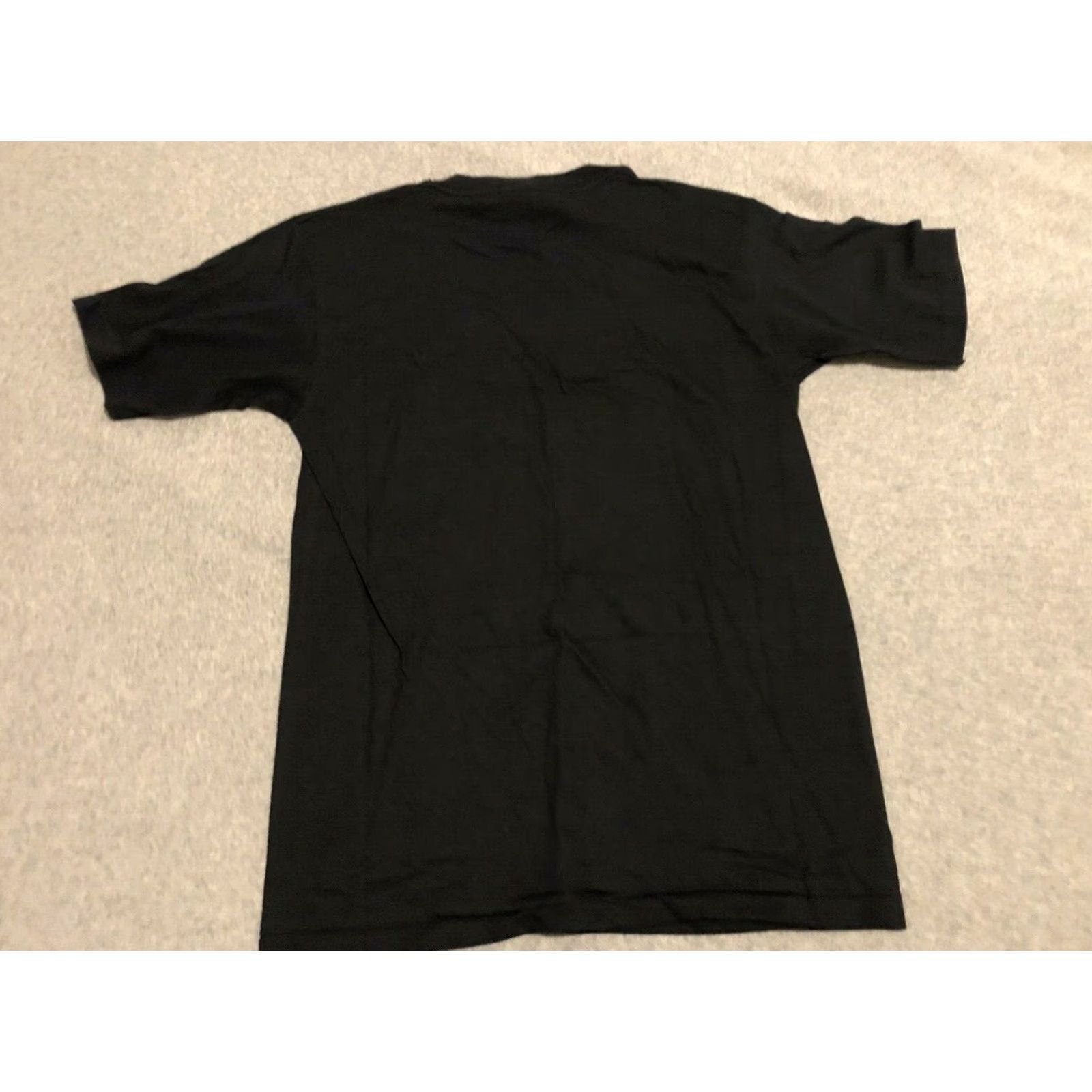 Vintage VINTAGE Batman Umbrella Shirt Mens Large DC Comics 1991 Black Cotton Crew Neck Short Sleeve Oneita T-Shirt 90s USA Size US L / EU 52-54 / 3 - 6 Thumbnail