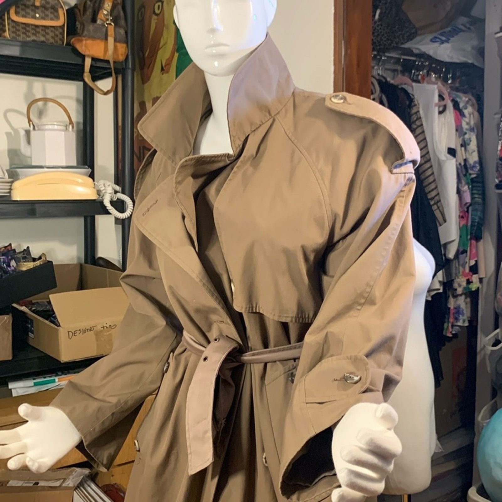 Vintage 70’s vintage Avon trench coat,made in British Hong Kong Size XL / US 12-14 / IT 48-50 - 1 Thumbnail