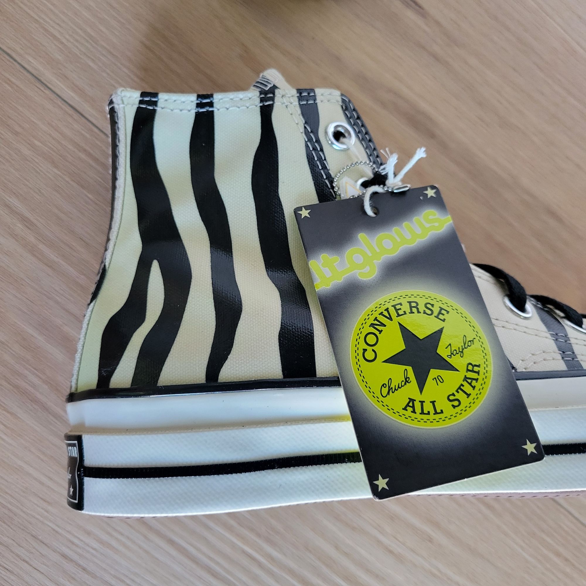 Converse ⭐Converse Chuck 70 Hi Sz 7 Men's Shoes Zebra Print Canvas Gl Size US 7 / EU 40 - 9 Thumbnail