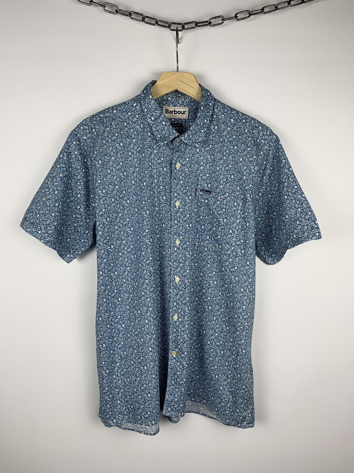 Barbour Barbour Floral Shirt Short Sleeve Size M Regular Fit Blue Size US M / EU 48-50 / 2 - 1 Thumbnail