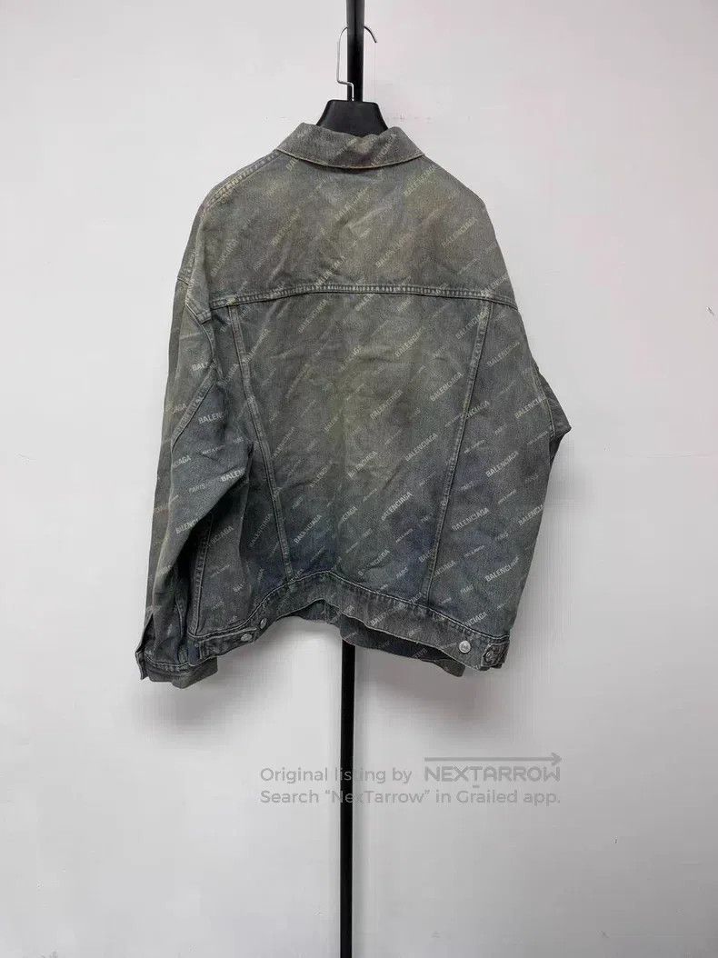 Balenciaga Balenciaga Logo Printed Distressed Lapel Single Breasted D Size US S / EU 44-46 / 1 - 2 Thumbnail