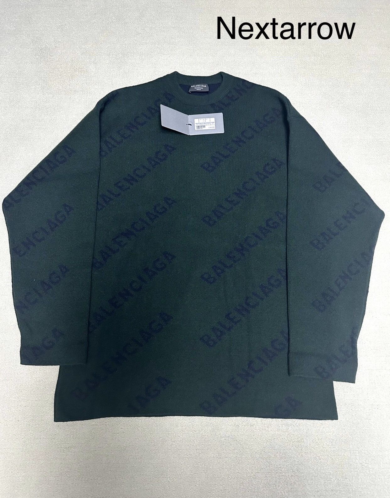 Balenciaga Balenciaga logo printed jacquard sleeved knitted sweater Size US S / EU 44-46 / 1 - 1 Thumbnail