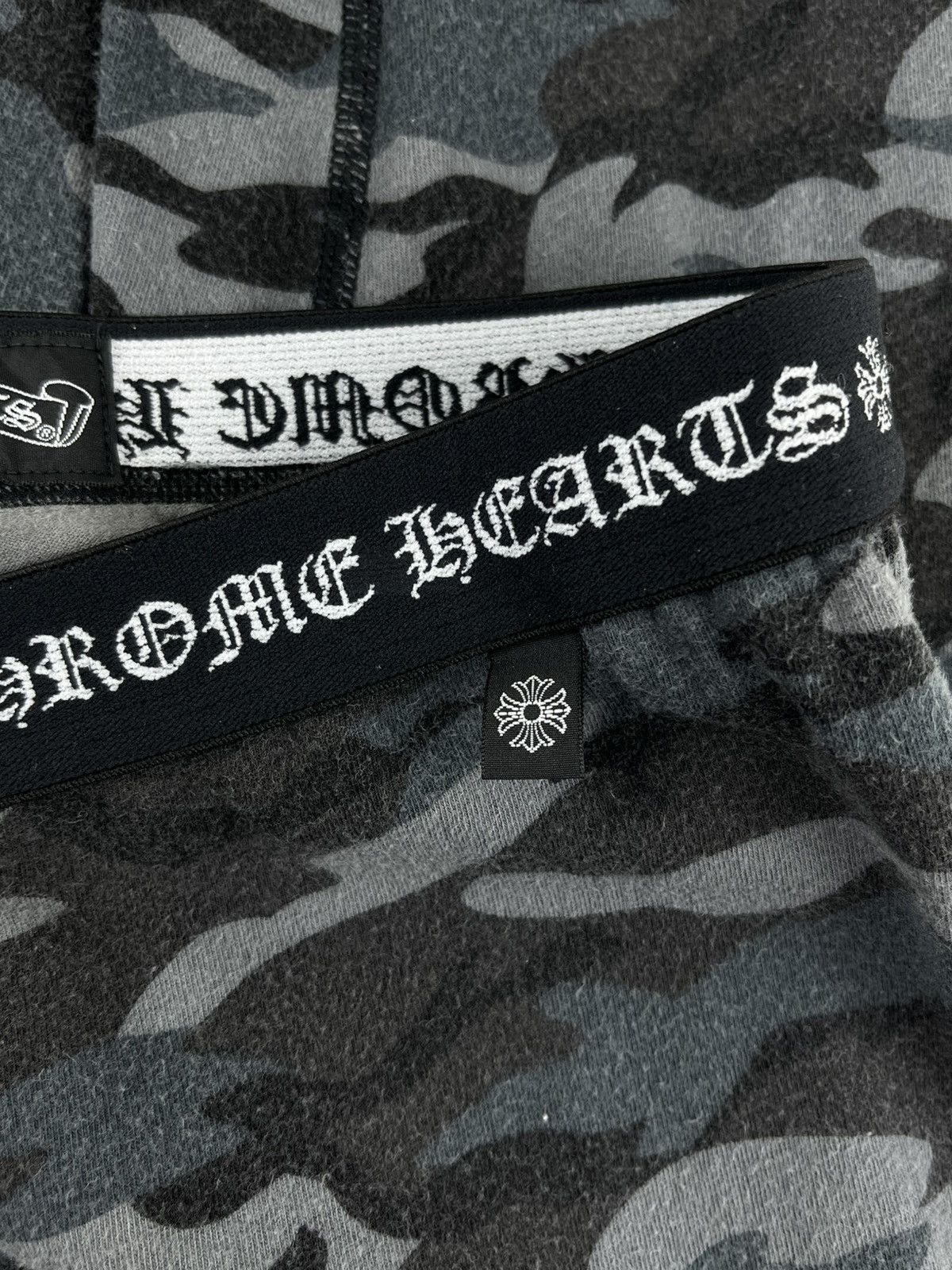 Chrome Hearts Chrome Hearts Gray Camo Horseshoe Logo Print Leggings Size 28" / US 6 / IT 42 - 4 Thumbnail