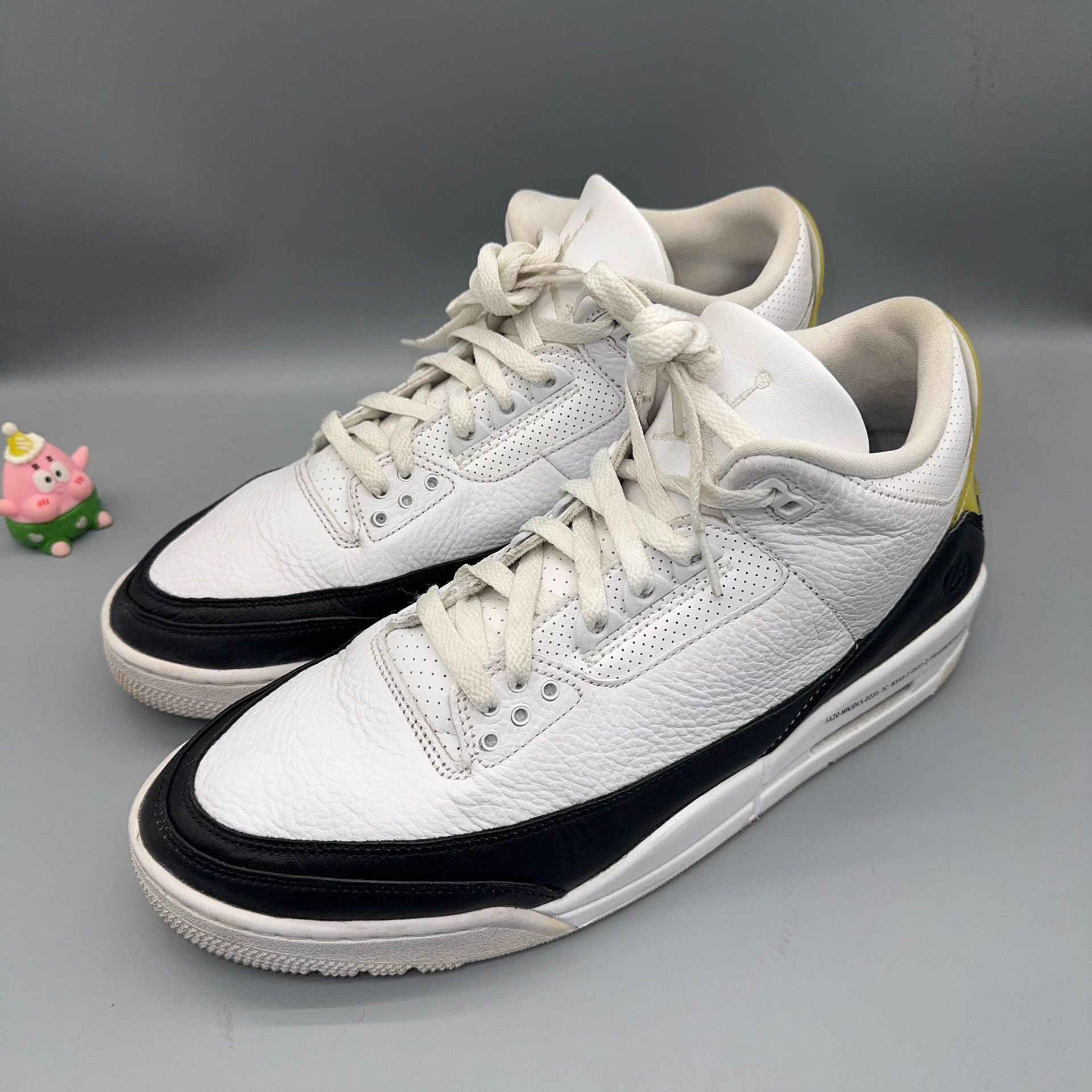 Jordan Brand Jordan AJ3 x Fragment Design Black/White 46 Size US 13 / EU 46 - 1 Thumbnail