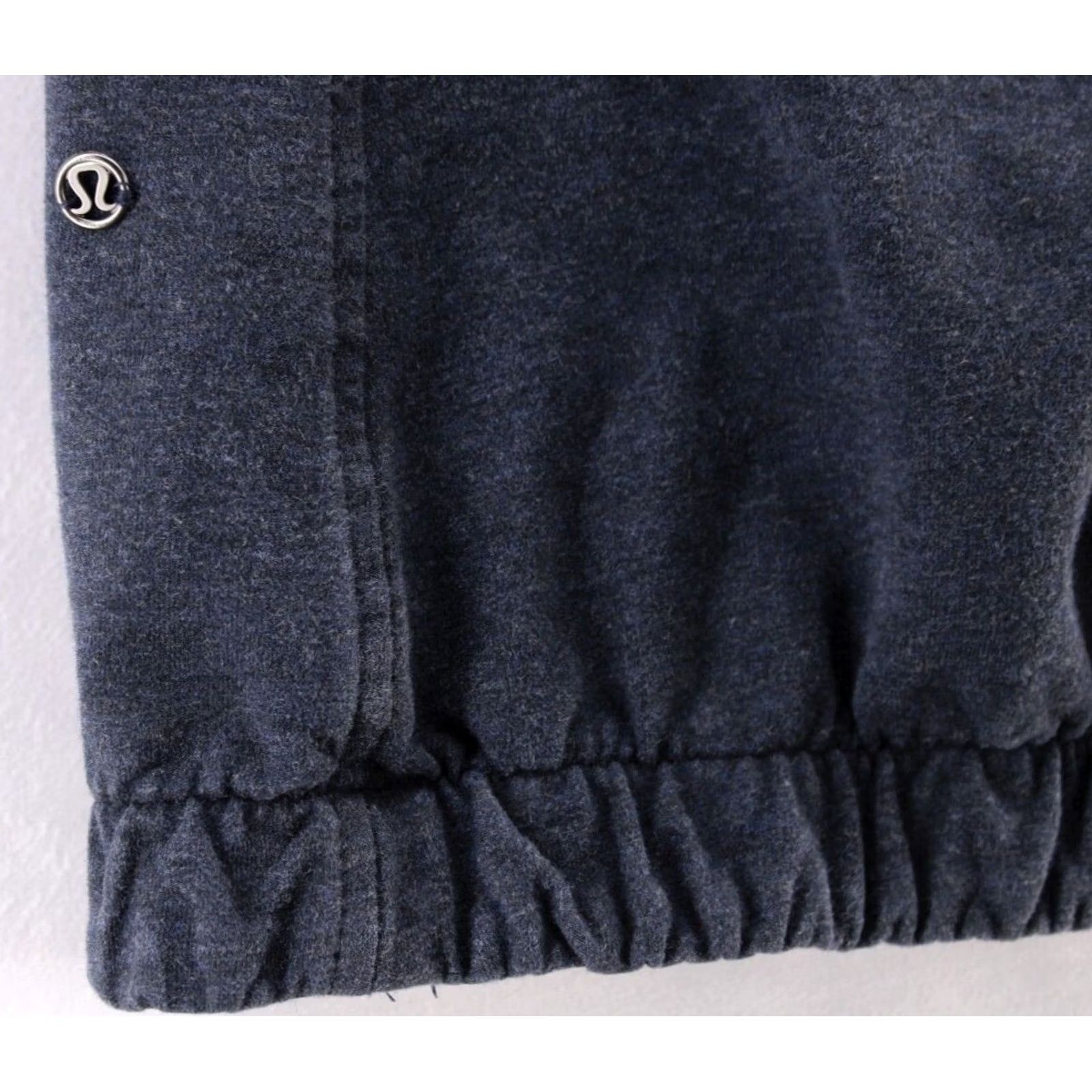 Lululemon Lululemon Women's After All Pullover Sweatshirt Heathered Gray Zip Pockets Sz 2 Size XS / US 0-2 / IT 36-38 - 5 Thumbnail