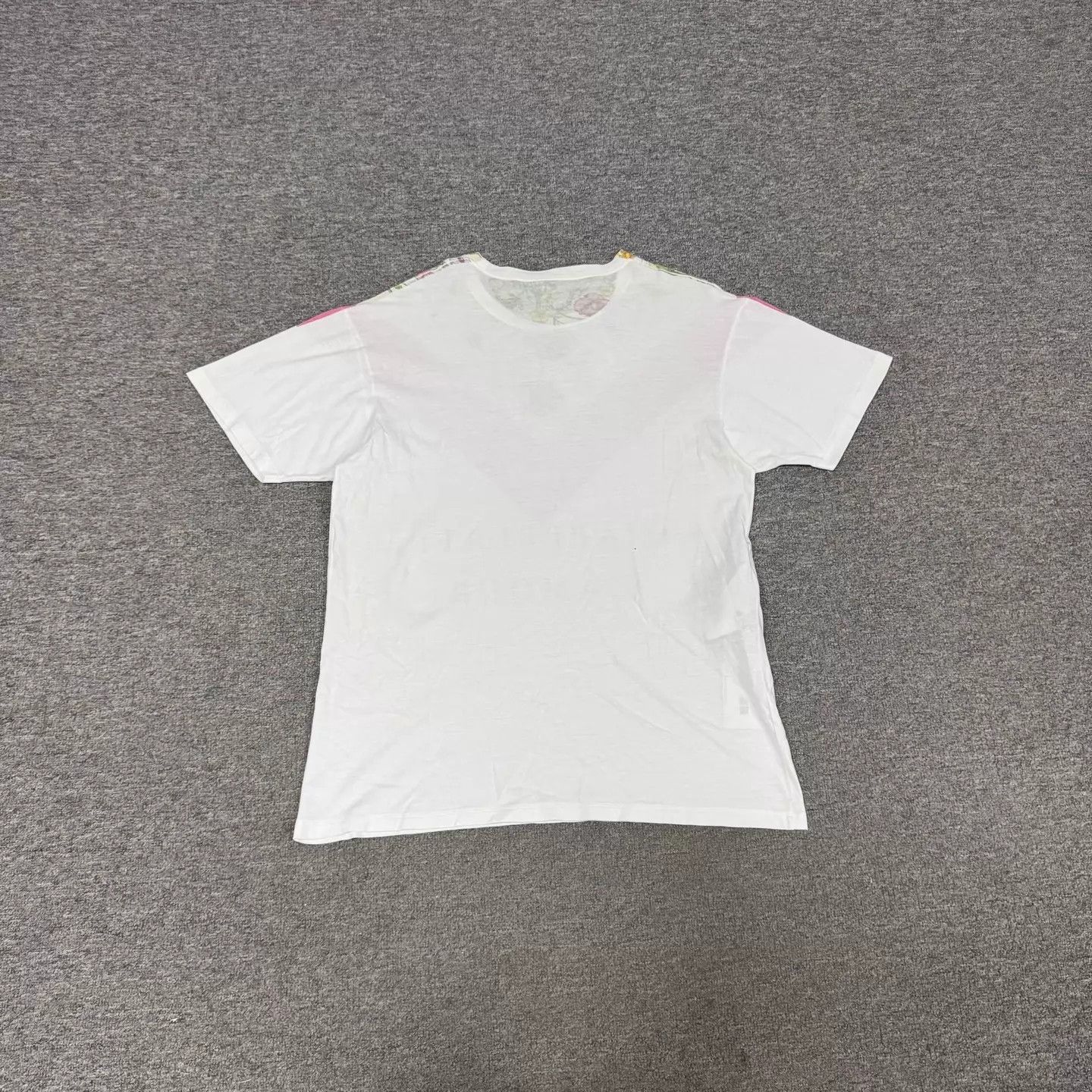 Gucci Gucci Pink Floral Print V-slogan short-sleeve T-shirt S Size S / US 4 / IT 40 - 2 Thumbnail