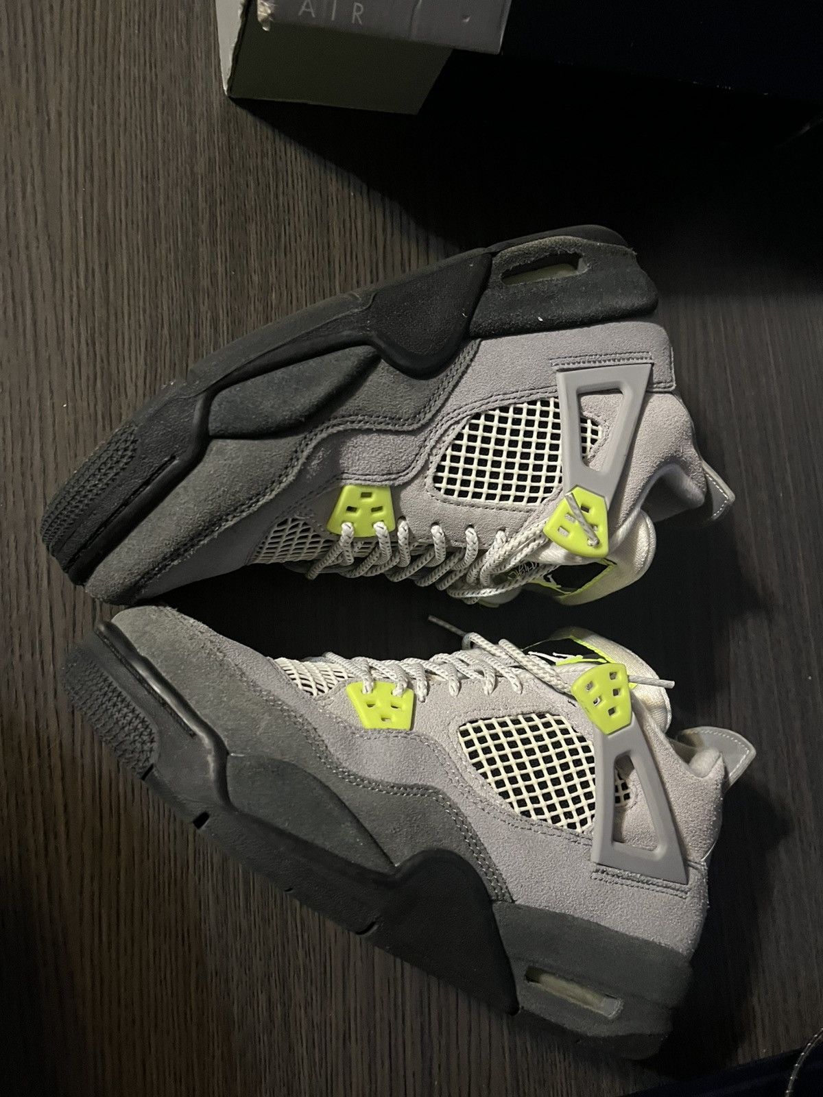 Jordan Brand Jordan 4 GS Neon 95 Size US 7 / EU 40 - 2 Thumbnail