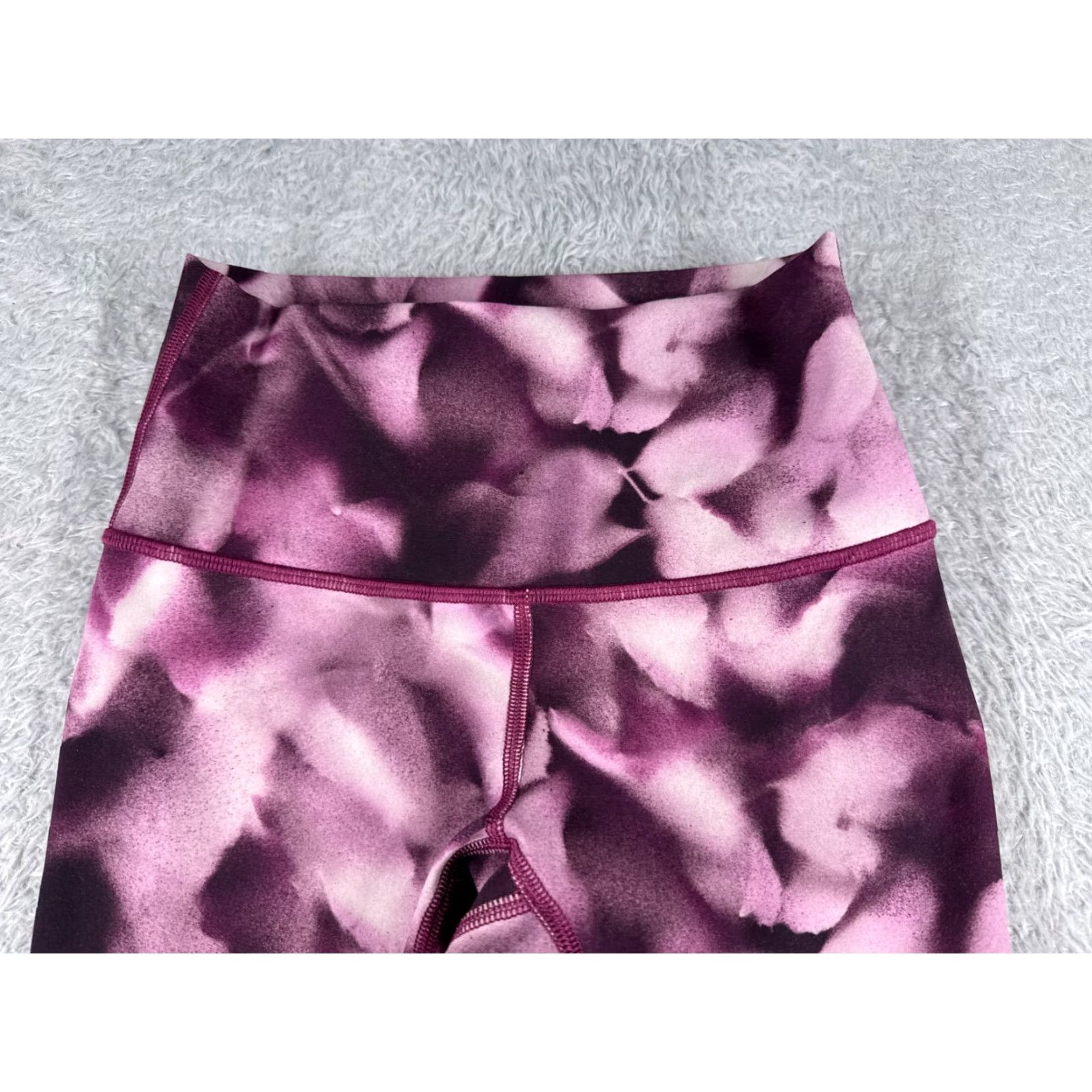 Lululemon Lululemon Pants Women 2 Pink Wunder Under Hi-Rise 7/8 Tight 25" Luxtreme W5AOVS Cropped Pockets Zip Pocket Yoga Luxtreme Womens 23 in Inseam Size 26" / US 2 / IT 38 - 4 Thumbnail