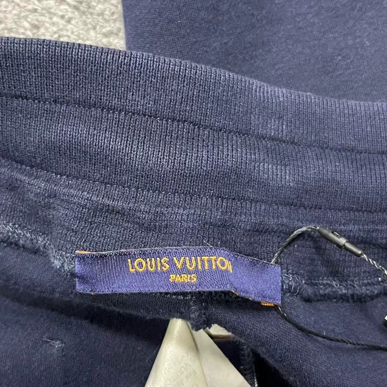 Other Louis Vuitton size s Dark Blue Brand Logo Casual Straight L Size US 28 / EU 44 - 2 Thumbnail