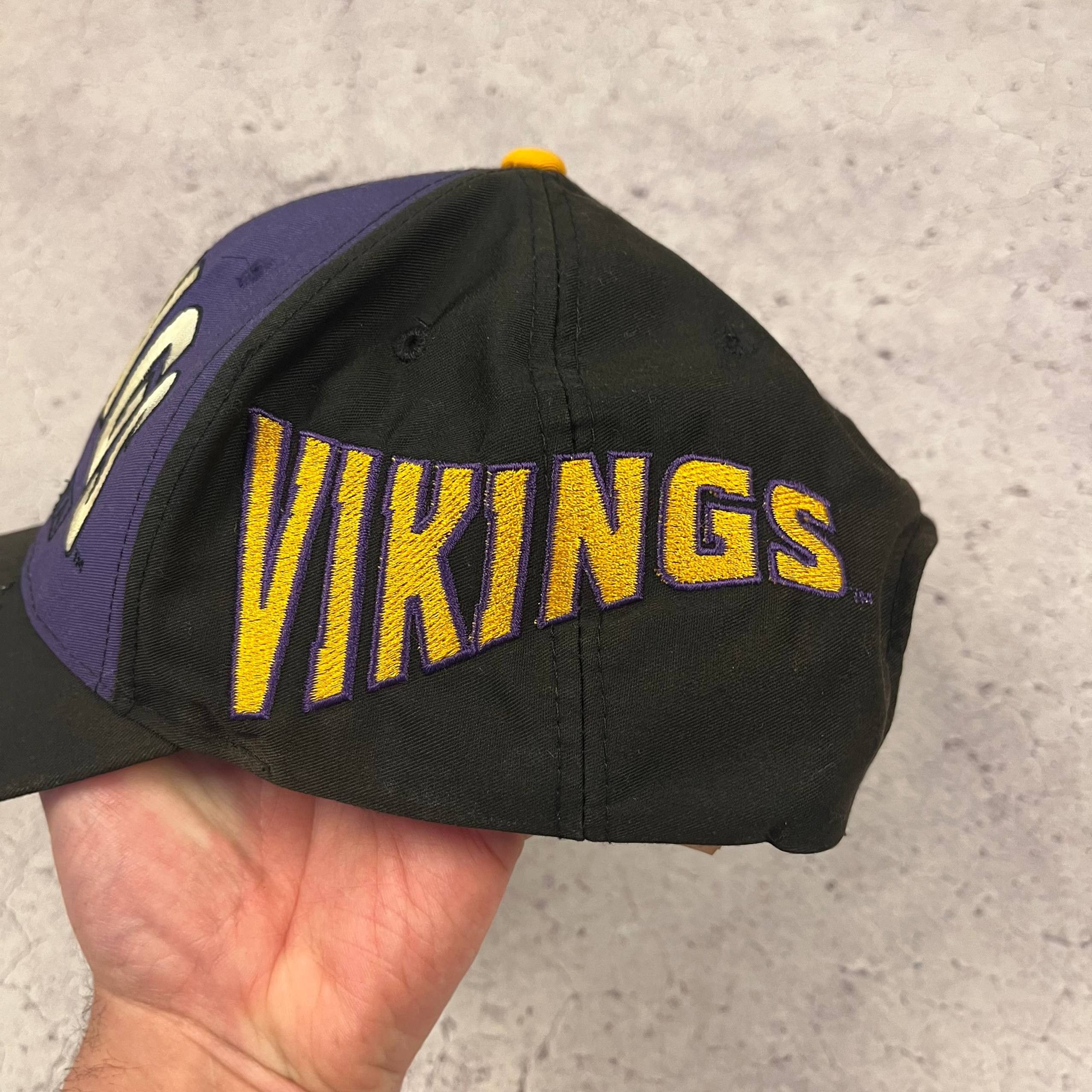 NFL Minnesota Vikings NFL Amcap Vintage Baseball Cap Size ONE SIZE - 3 Thumbnail