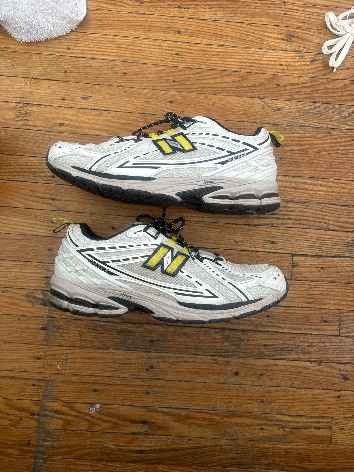 New Balance ganni egret Size US 11.5 / EU 44-45 - 4 Thumbnail
