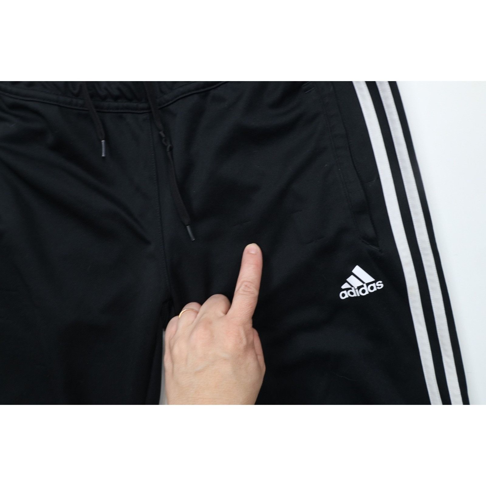 Adidas × Vintage Vintage Adidas Spell Out Striped Tapered Leg Soccer Pants Size US 32 / EU 48 - 8 Thumbnail