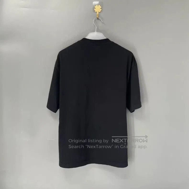 Balenciaga Balenciaga Black Mirror Flip Logo Tee. Size US XS / EU 42 / 0 - 2 Thumbnail