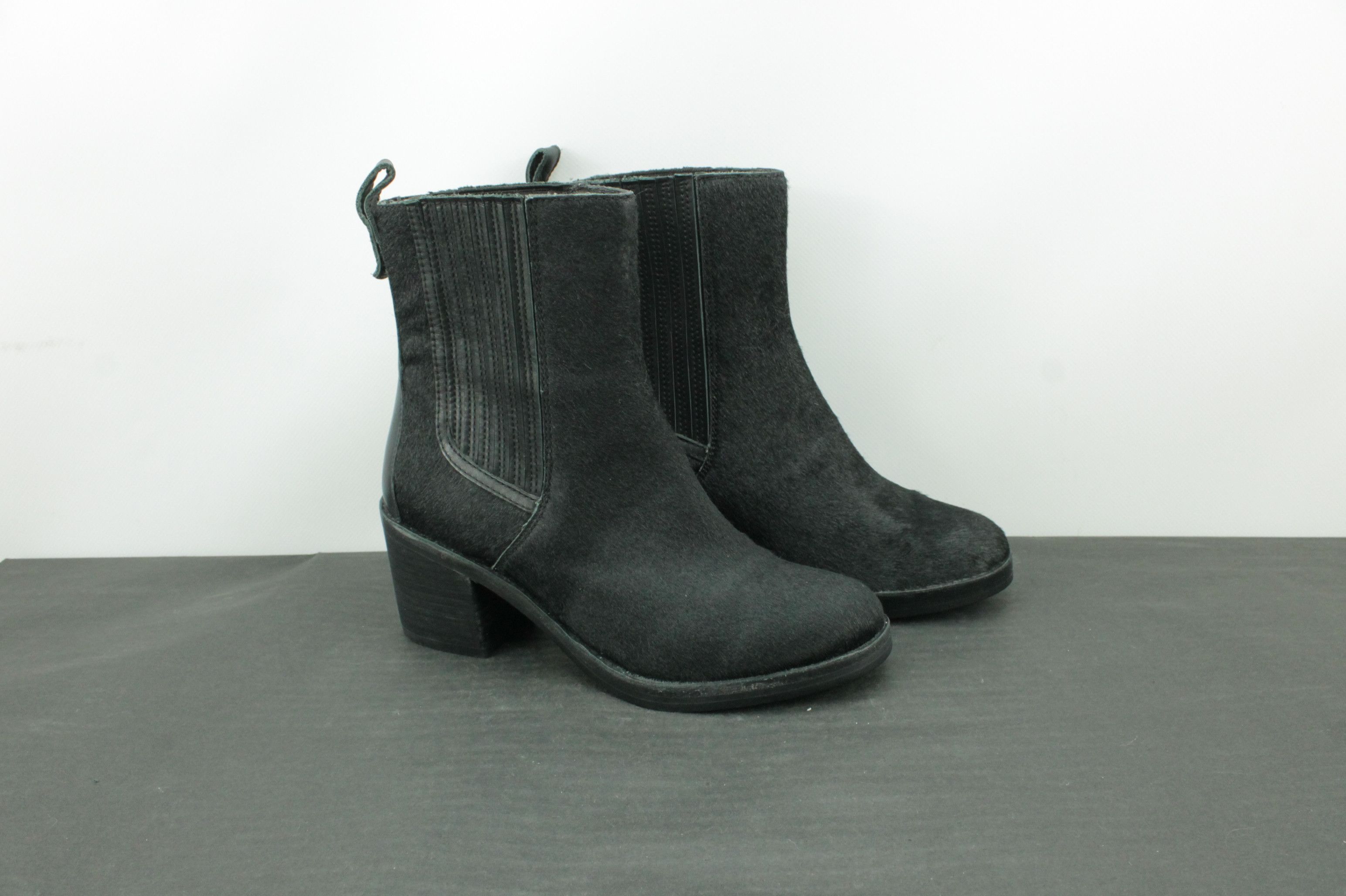 Ugg UGG Camden Exotic Black Calf Cow Hair Ankle Bootie Size US 7 / IT 37 - 1 Thumbnail