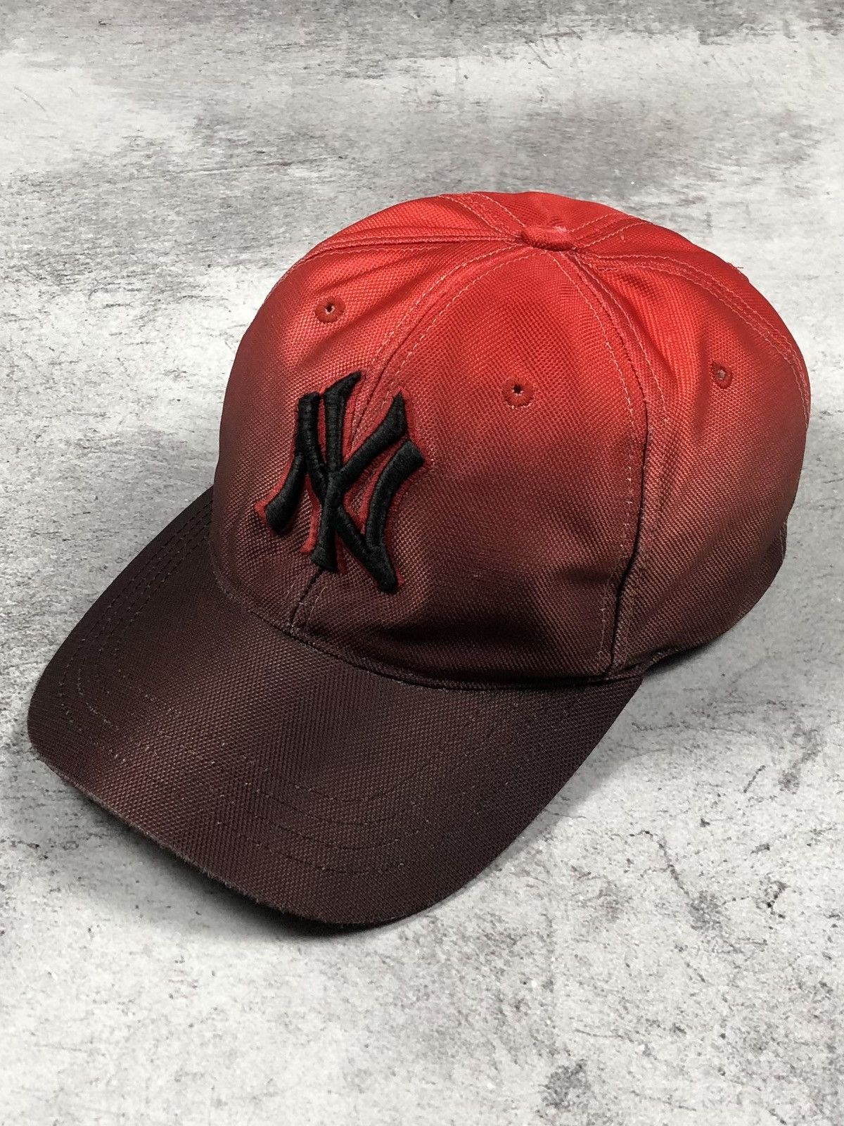 New York Yankees Y2K Rare MLB Yankees NY USA Gradient Colour Cap ruff ryders Size ONE SIZE - 1 Thumbnail