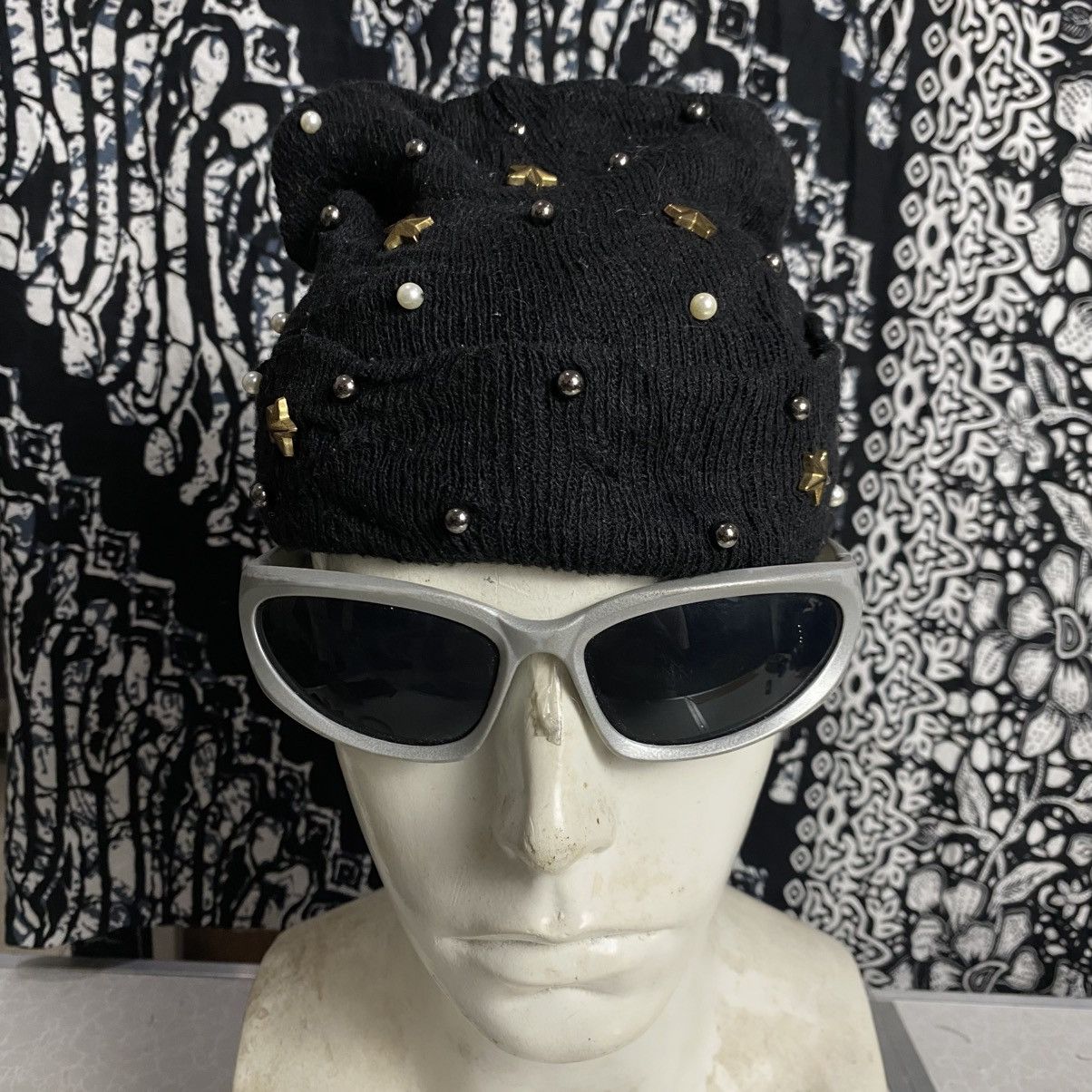 If Six Was Nine × Japanese Brand × Le Grande Bleu (L.G.B.) 2000s y2k studded unique beanie hats Size ONE SIZE - 1 Thumbnail