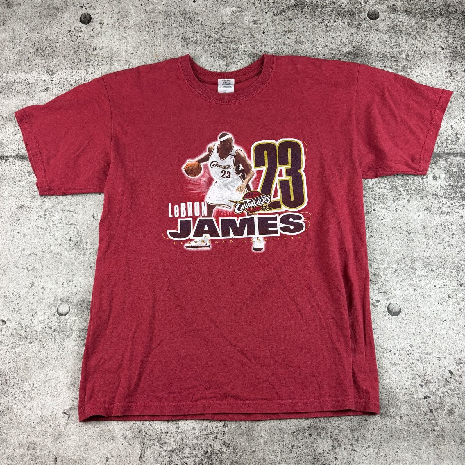 NBA Vintage LeBrons James Shirt Cleveland Cavs Size Large Size US L / EU 52-54 / 3 - 1 Thumbnail