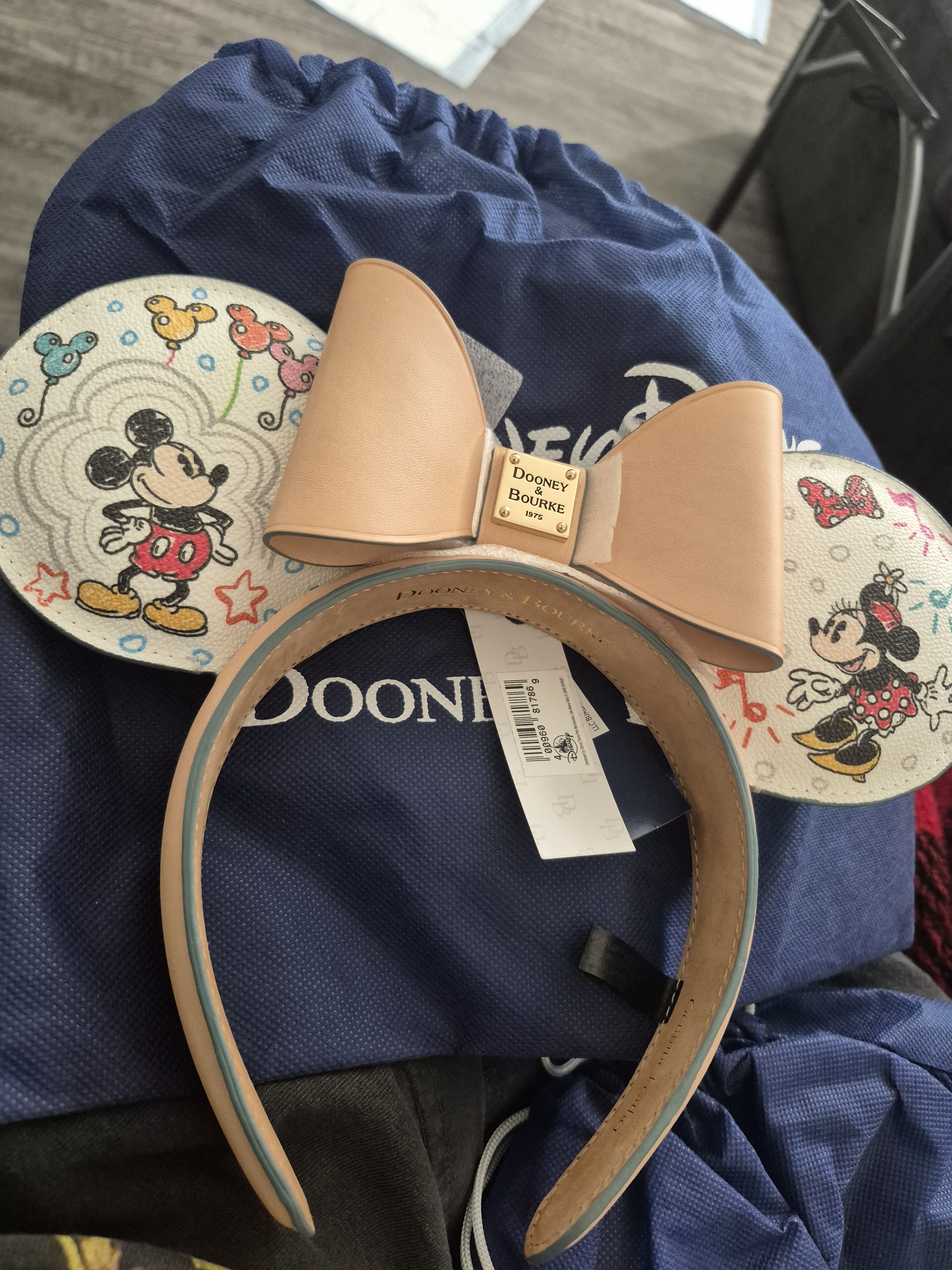 Dooney & Bourke Dooney and bourke Disney ears Size ONE SIZE - 2 Thumbnail