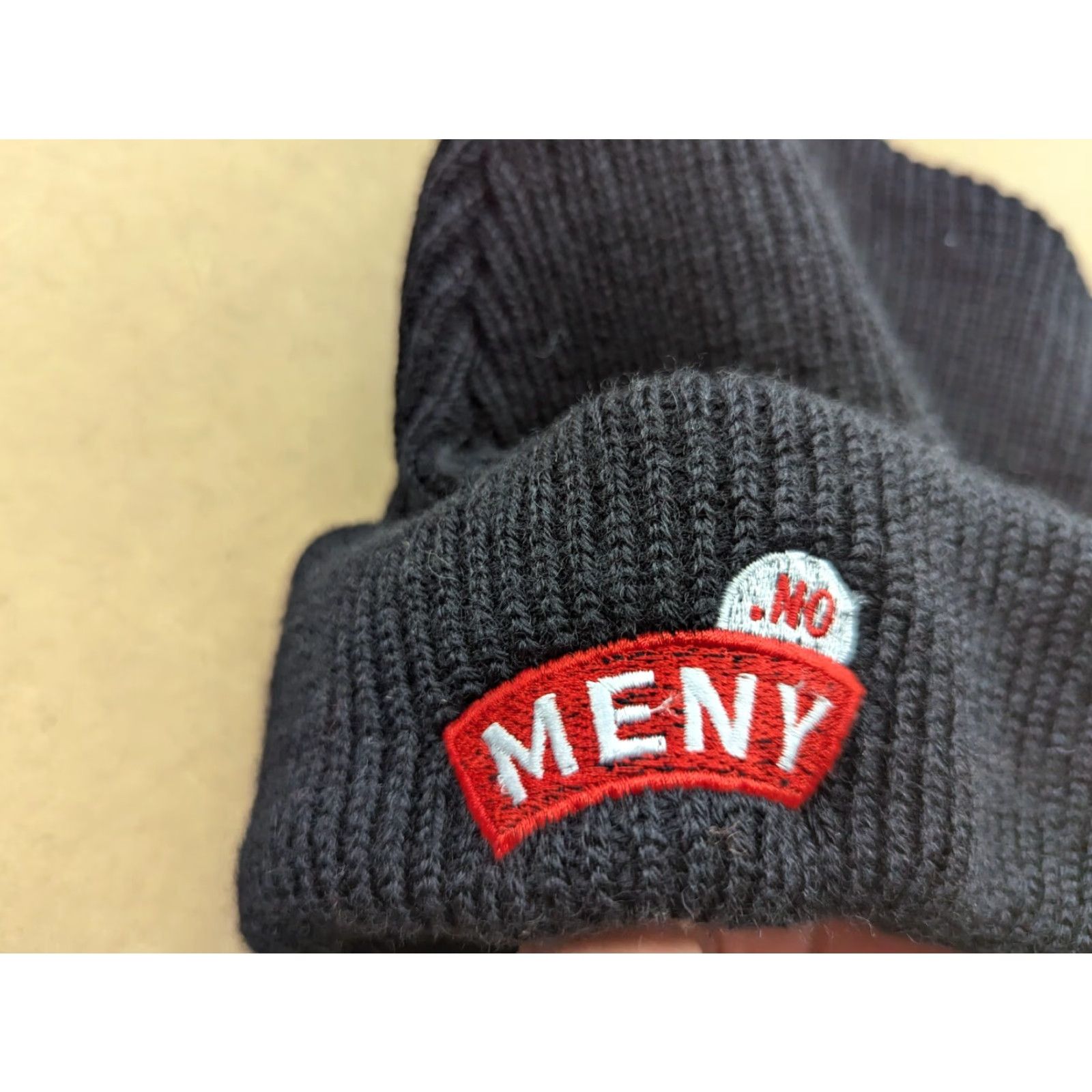 Vintage Devold Wool Beanie Hat One Size Black Knit Cuffed Winter Lightweight Quick Dry Stretch Casual Unisex Adults Beanie Mens Womens Size ONE SIZE - 6 Thumbnail