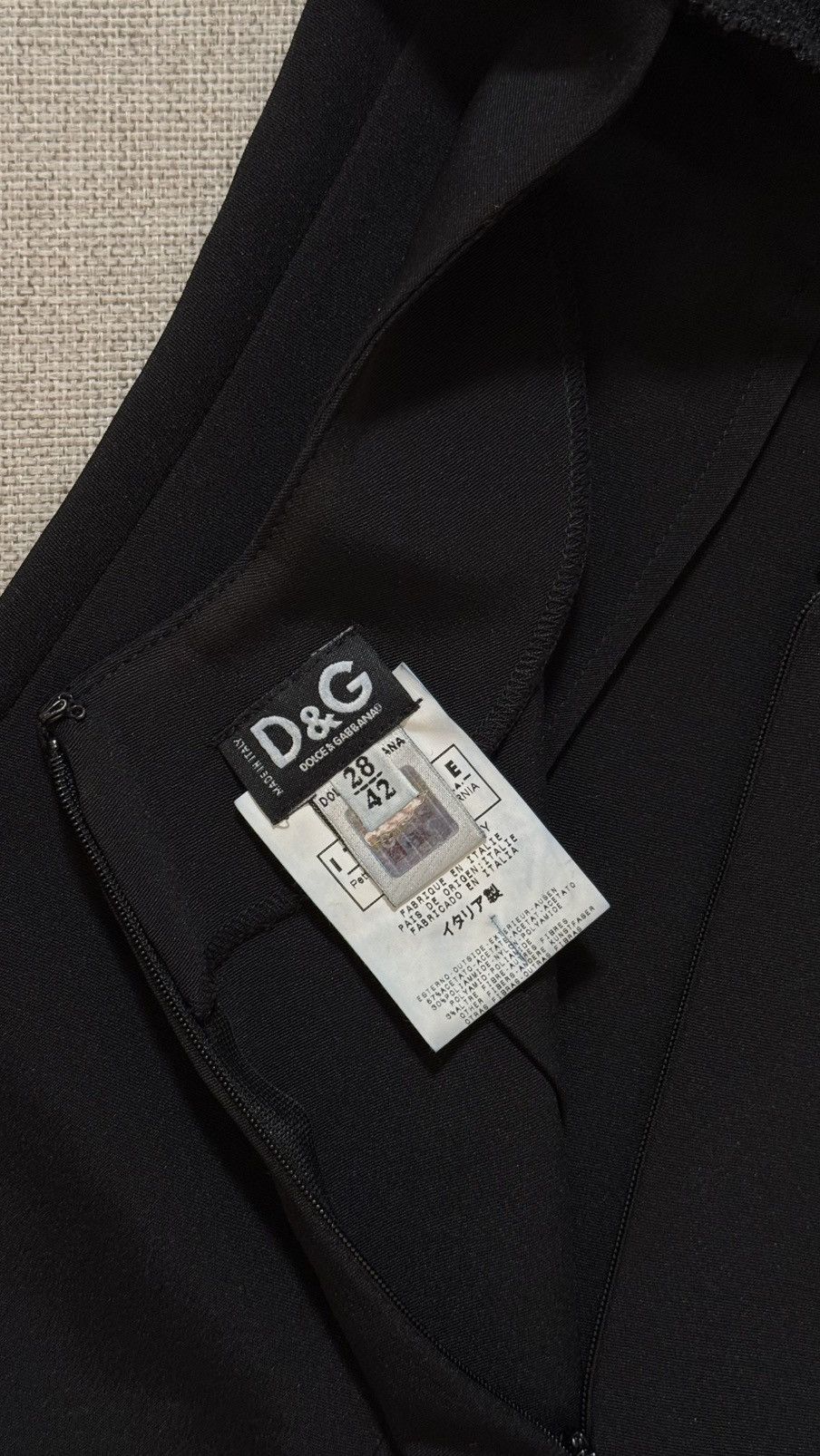 Dolce & Gabbana D&G Balck Lace Bottom Vintage Knee-Length Bodycon Dress IT42 Size M / US 6-8 / IT 42-44 - 11 Thumbnail