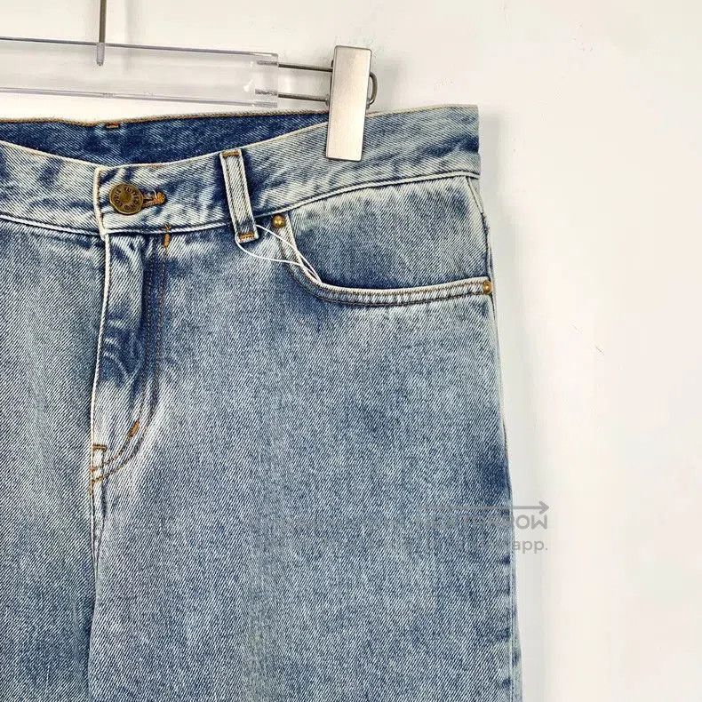 Louis Vuitton Louis Vuitton Light Blue Cotton Jeans. Size US 31 - 3 Thumbnail