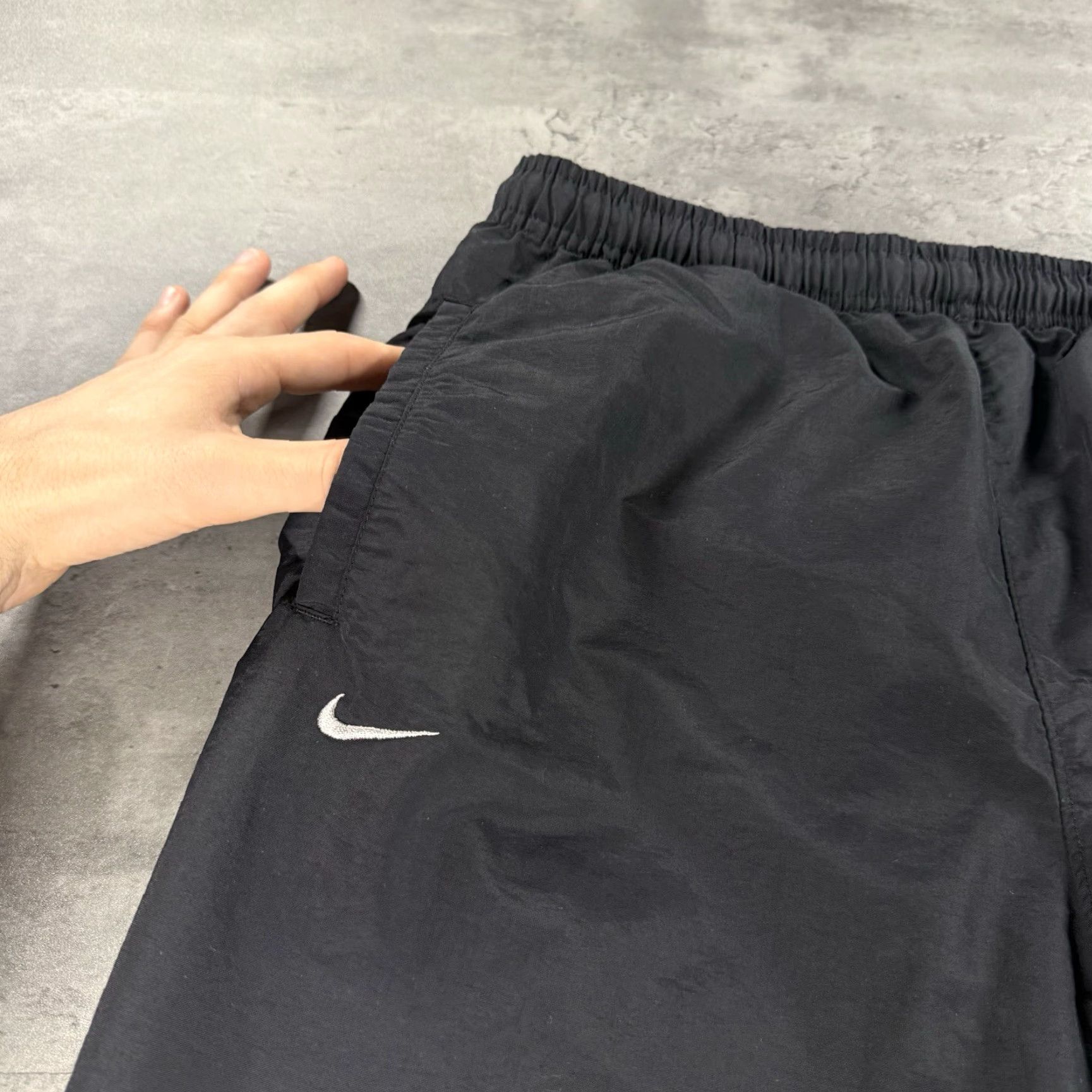 Nike Nike Shorts Men XL Athletic Baggy Wide Leg Hybrid Swim Black Silver Gray Size US 36 / EU 52 - 3 Thumbnail