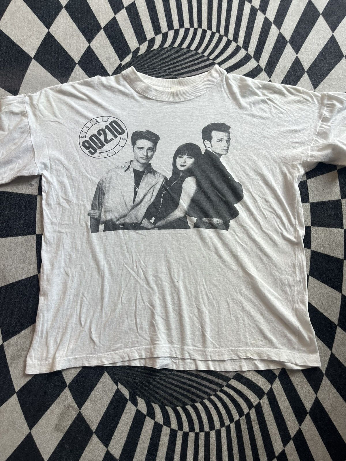 Arts & Science Vintage BEVERLY HILLS 90210 photo Promo series 90’s Tshirt Size US L / EU 52-54 / 3 - 3 Thumbnail