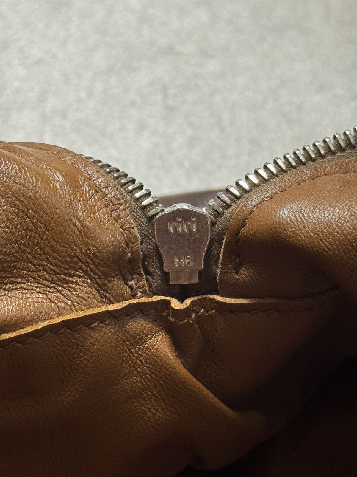 バッグ Prada Buffalo Leather Duffle Bag vintage Prada Vintage Buffalo Leather Duffle Bag