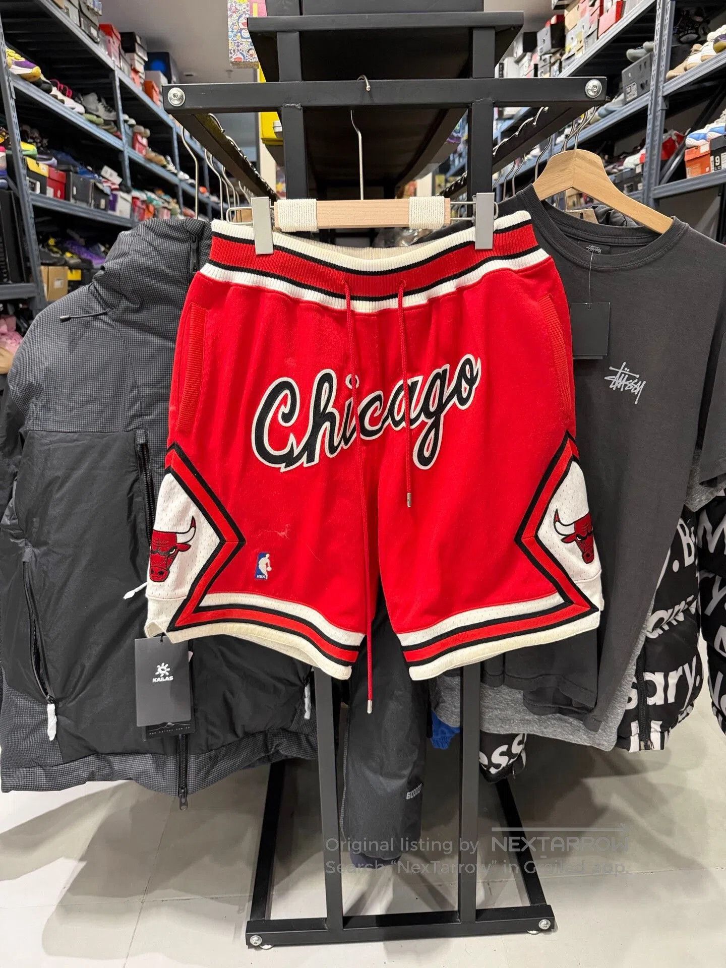 Just Don Mitchell & Ness Just Don Bulls Shorts. Size US 32 / EU 48 - 1 Thumbnail