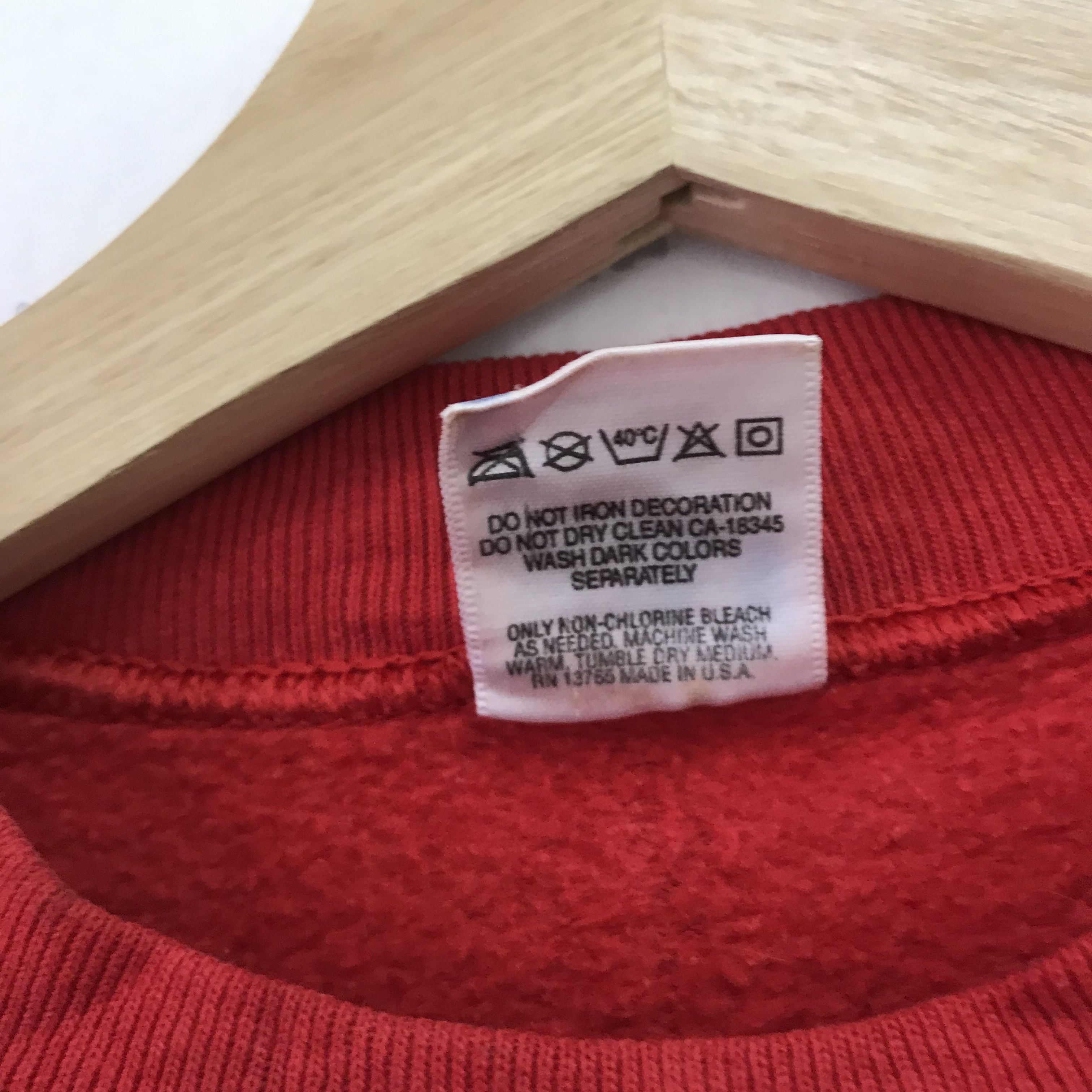 Vintage Vintage 90's Quote Graphic Writing Red Sweatshirt Size US L / EU 52-54 / 3 - 8 Thumbnail
