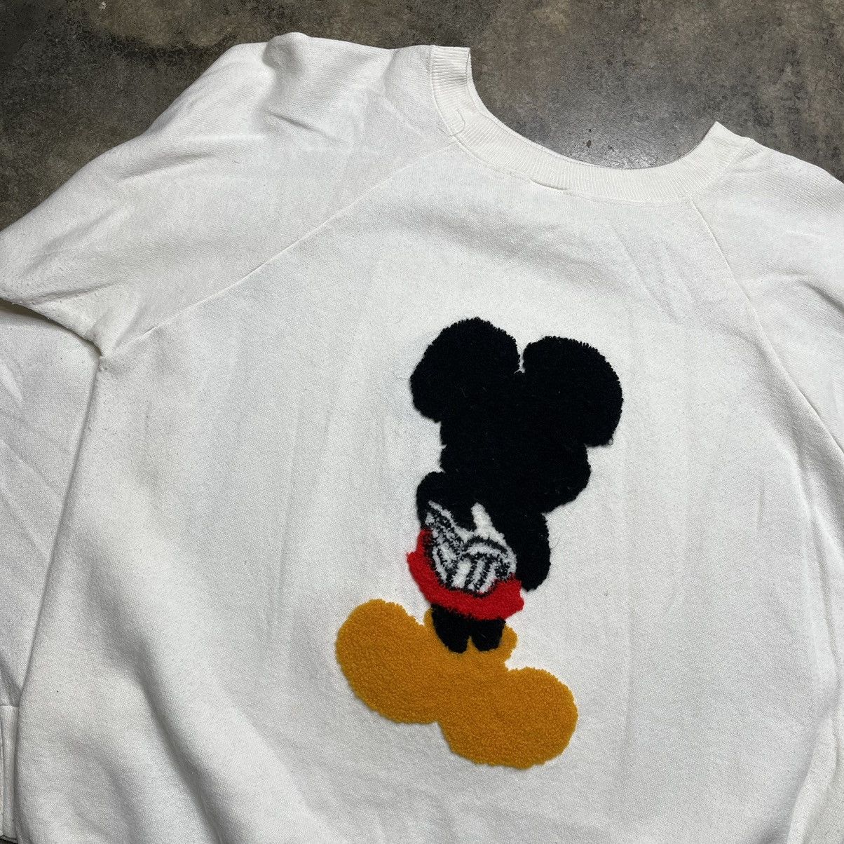 Vintage vintage 70s 80s mickey mouse creepy sweatshirt Size US L / EU 52-54 / 3 - 8 Thumbnail