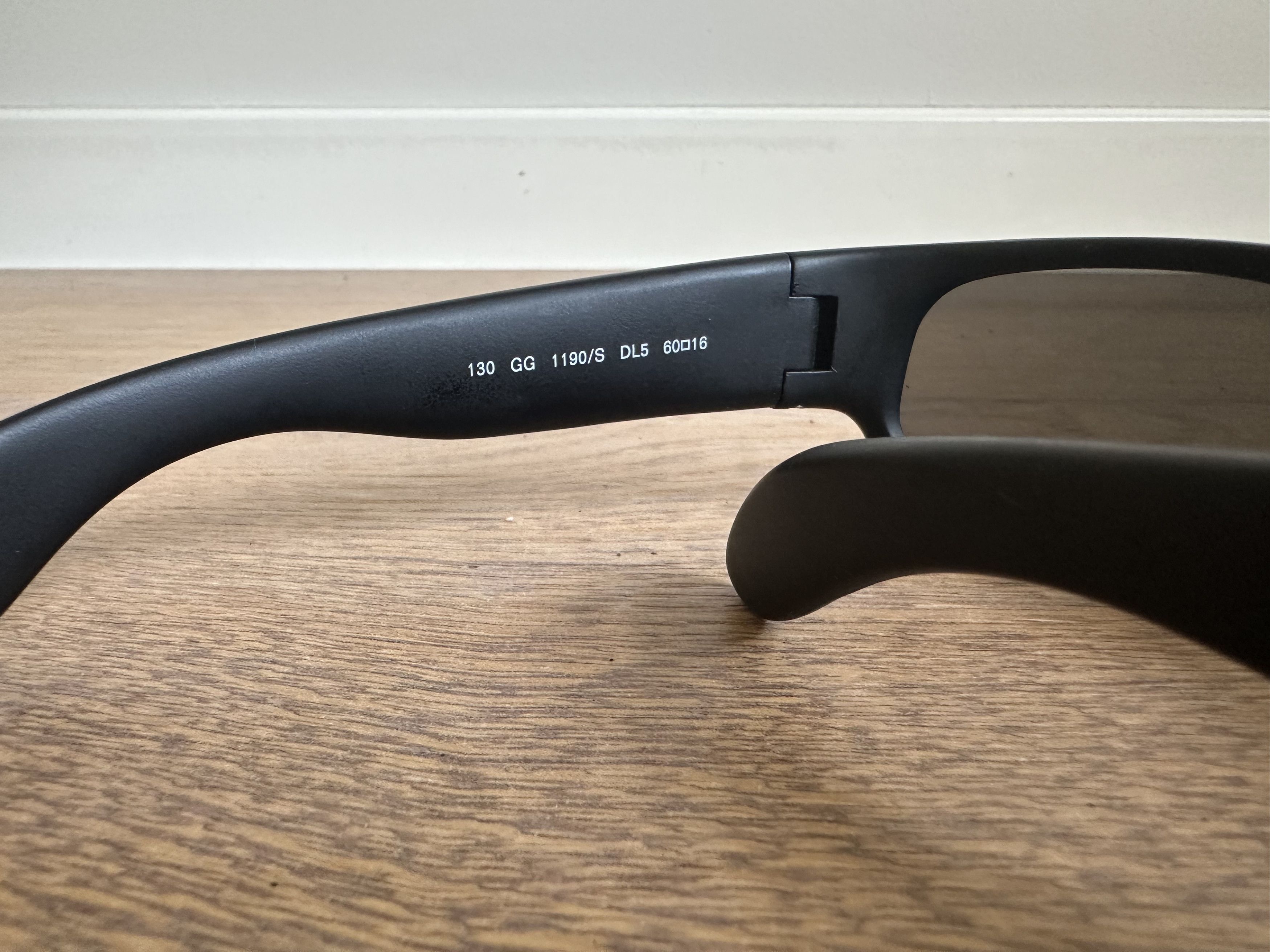 Gucci Black matte Gucci Sunglasses Size ONE SIZE - 6 Thumbnail